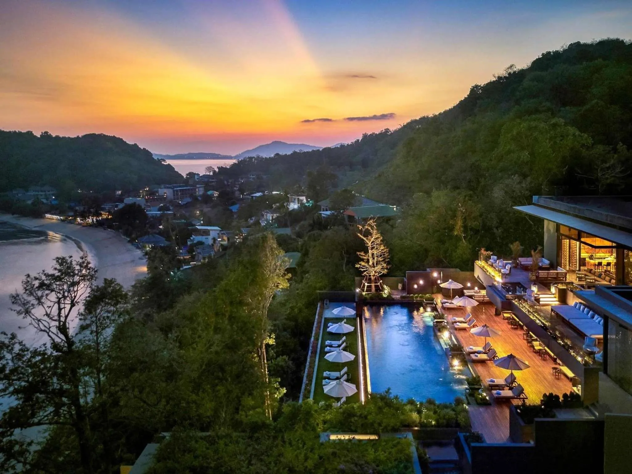 Lounge or bar in V Villas Phuket - MGallery Collection