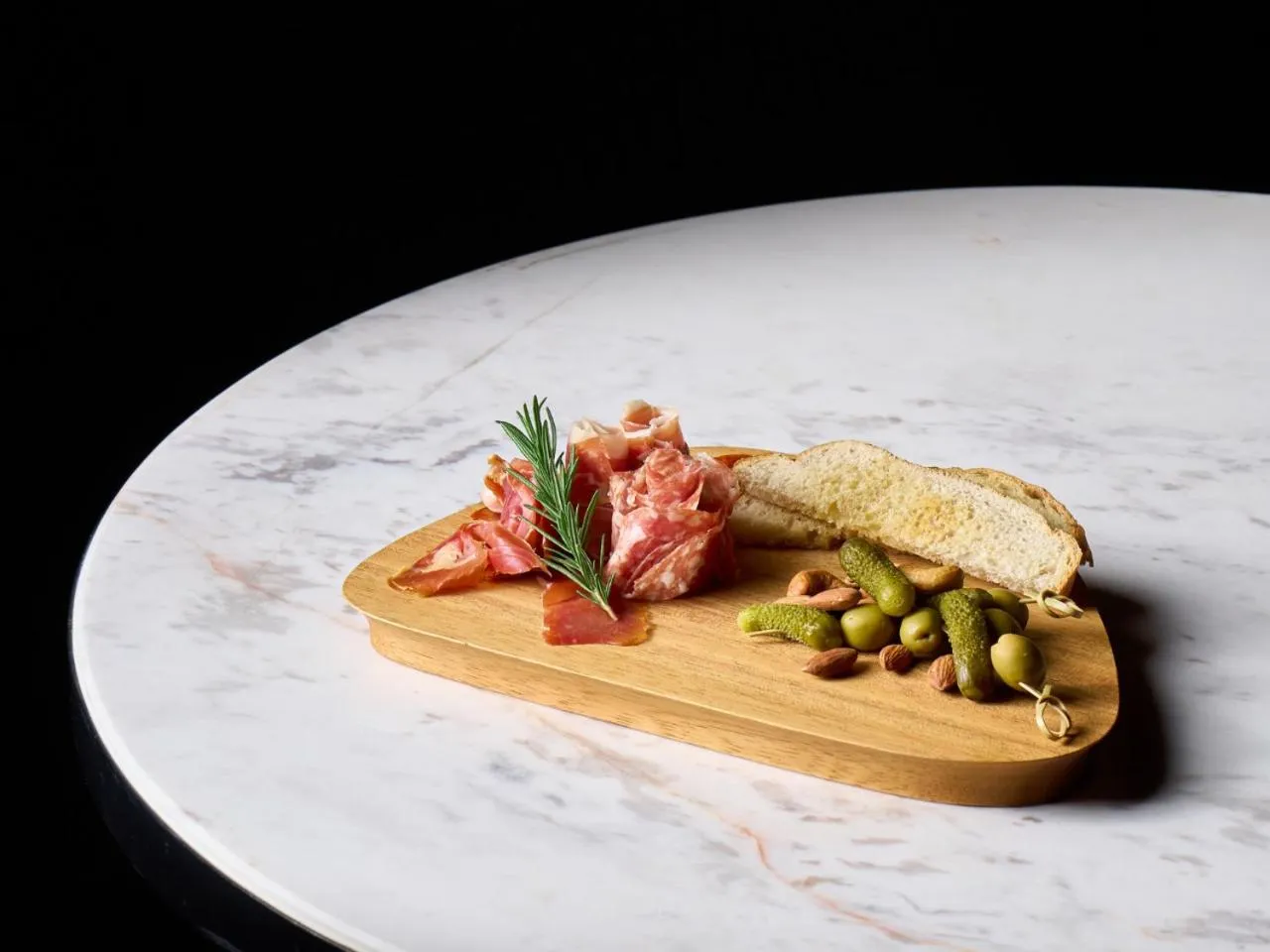 Restaurant/places to eat in Homm Sukhumvit34 Bangkok