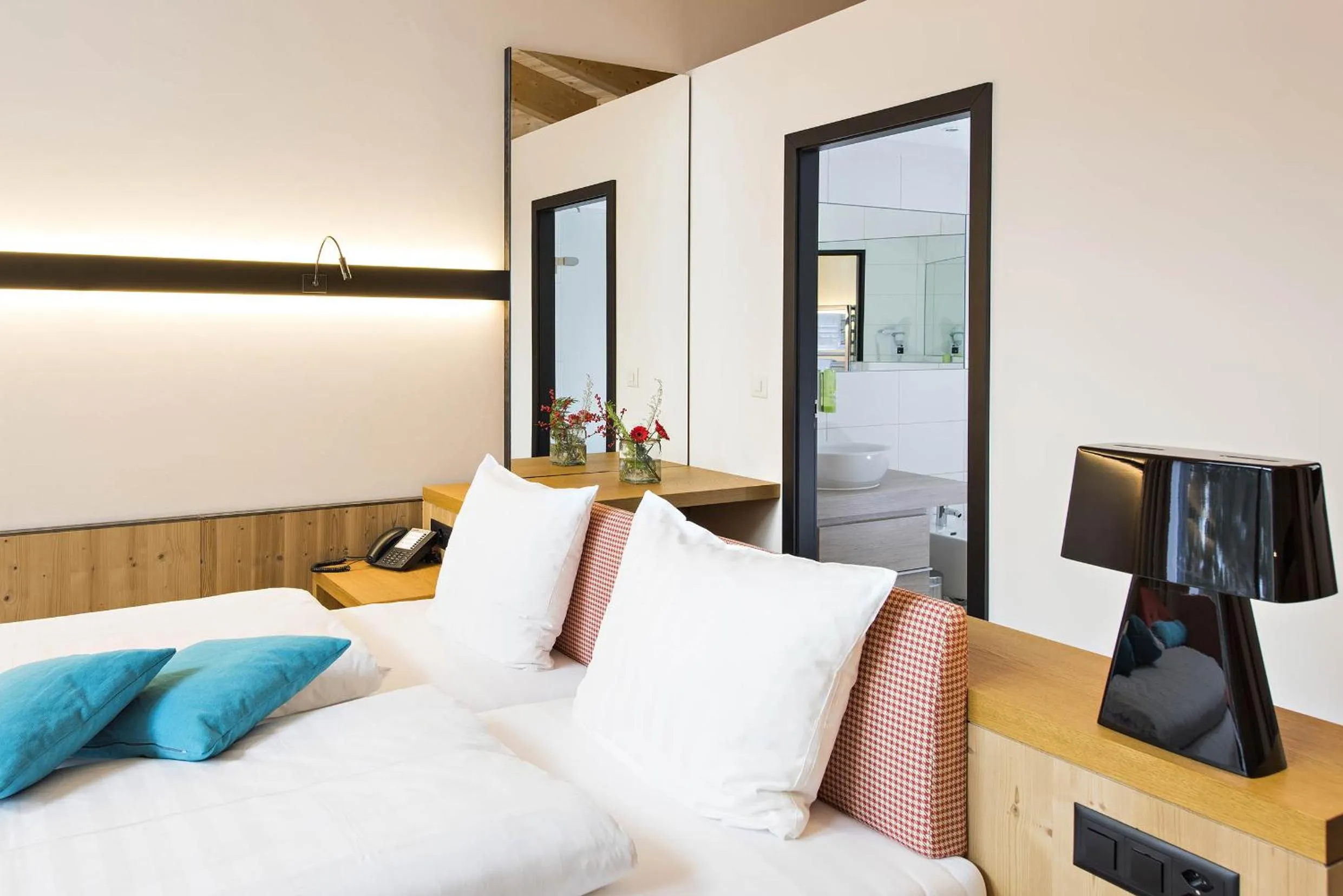 Photo of the whole room, Bed in Hotel Palü