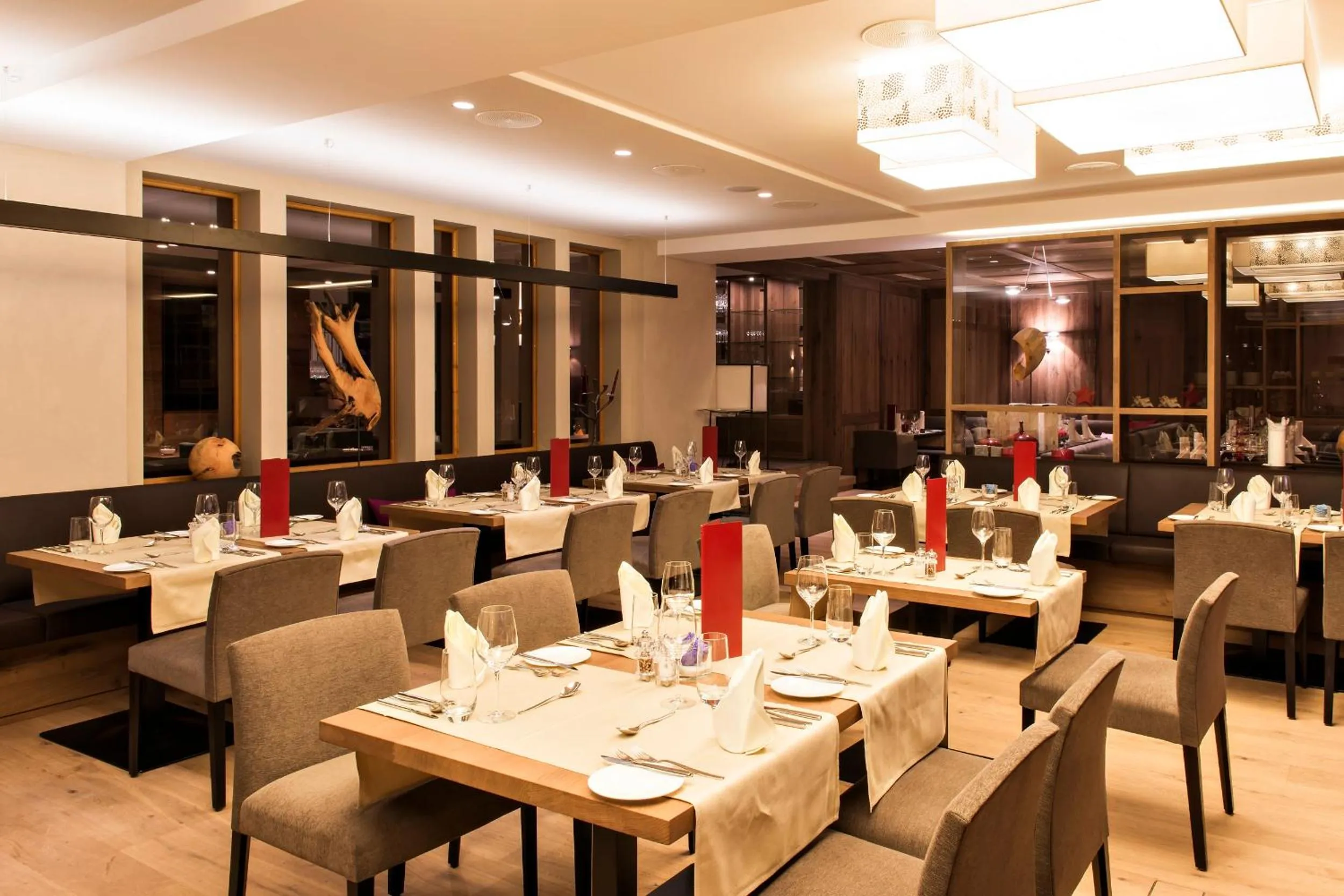 Restaurant/places to eat in Hotel Palü