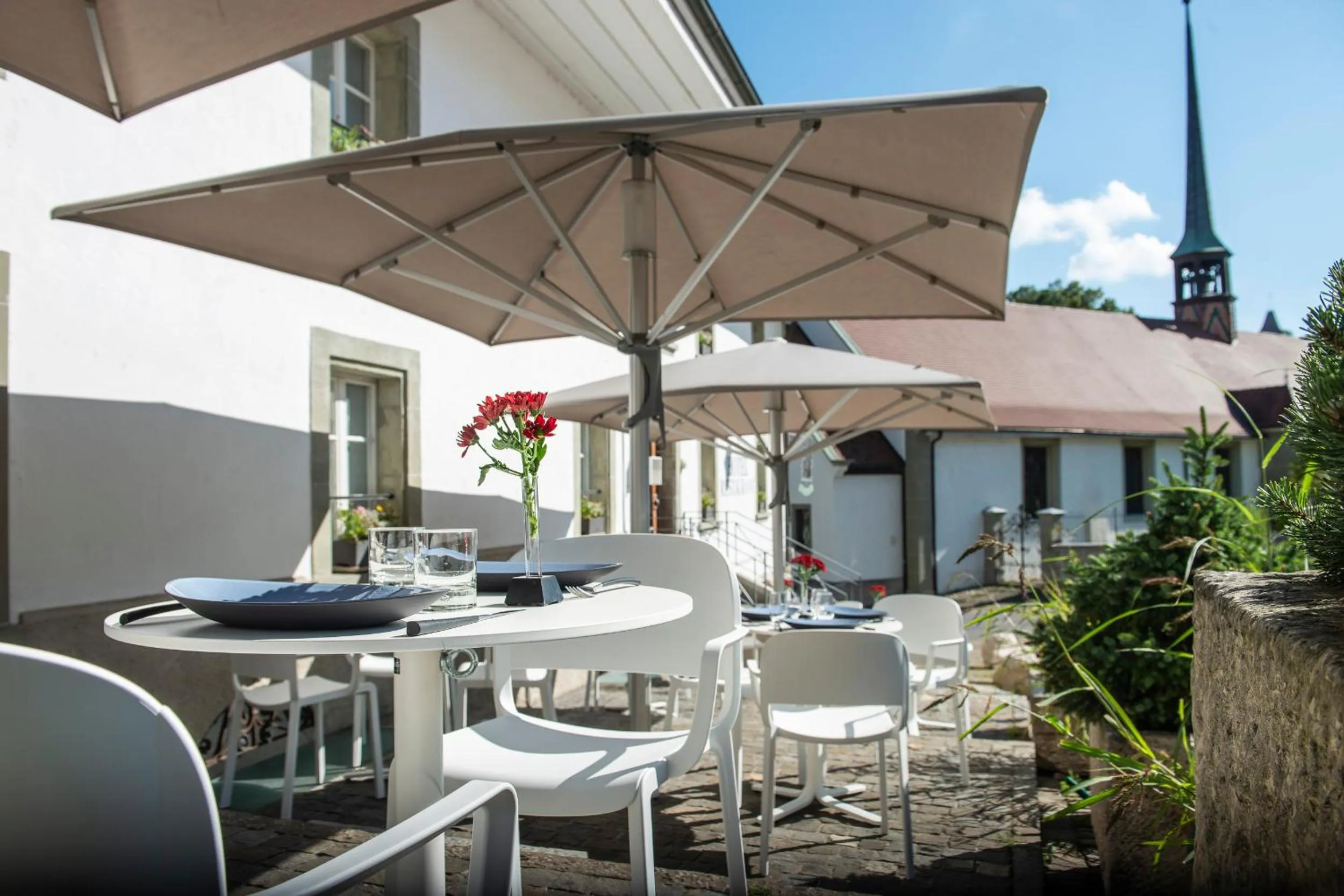 Property building in Le Sauvage