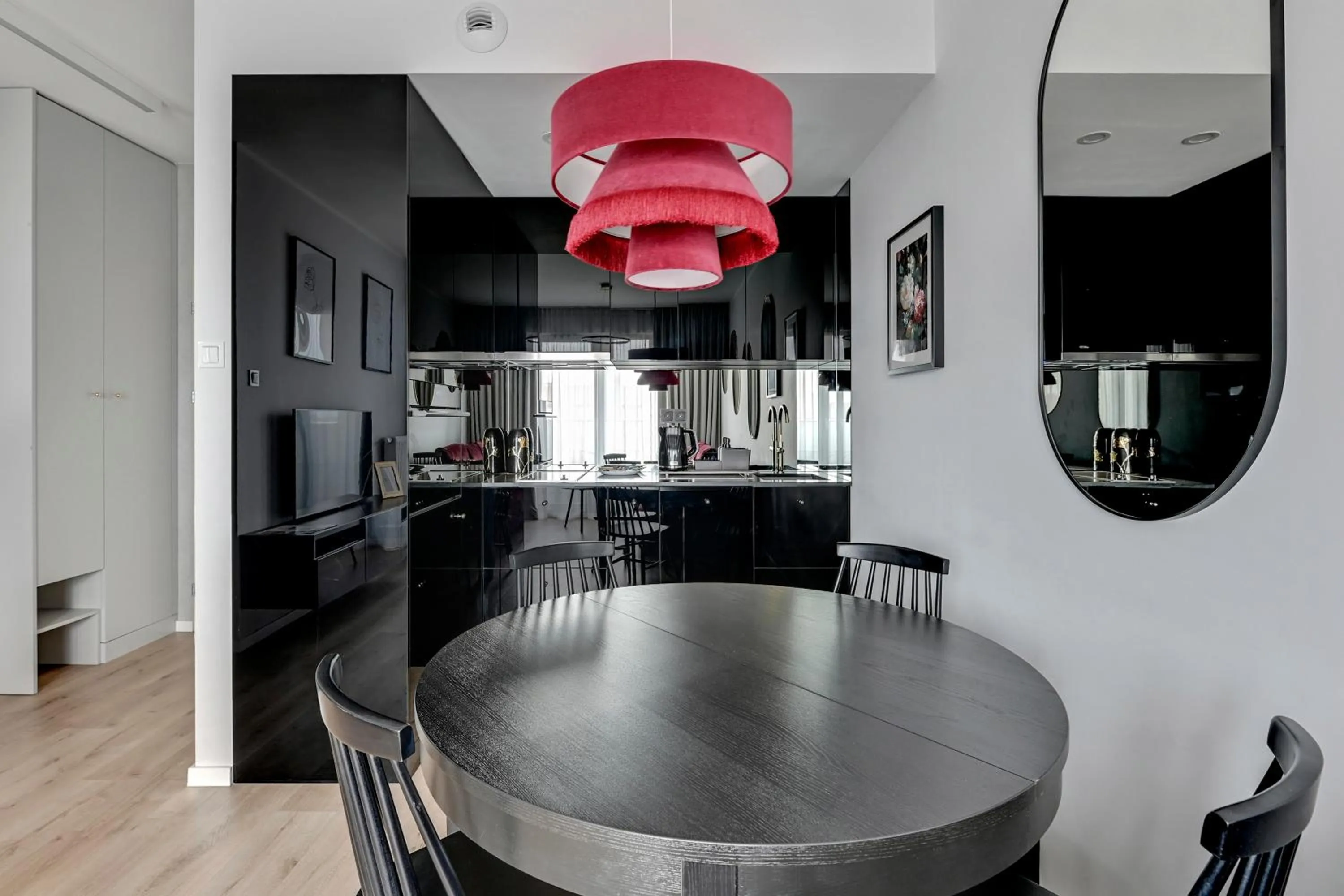 Kitchen or kitchenette in GRANO APARTMENTS Gdańsk Residence SPA & Wellness - GRANO APARTMENTS Gdańsk Old Town SPA & Wellness