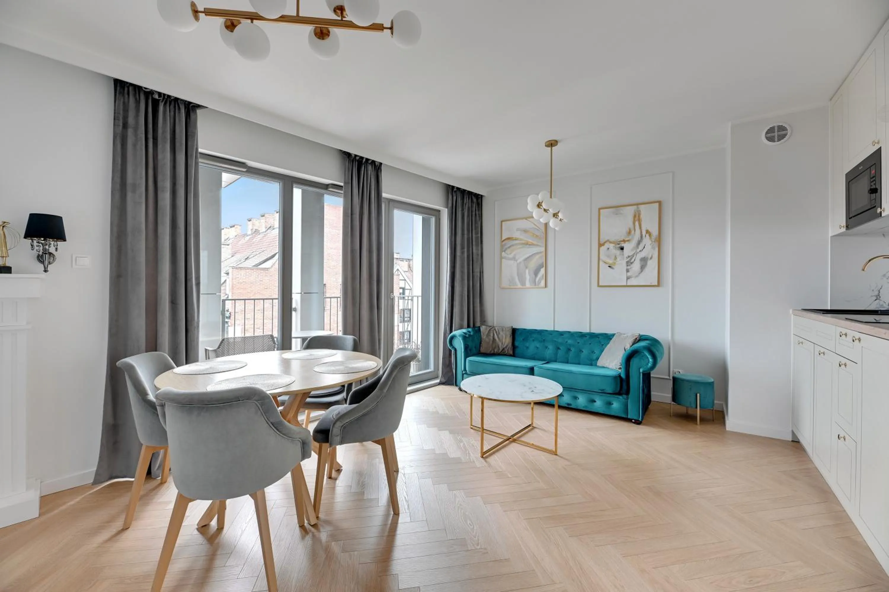 TV and multimedia in GRANO APARTMENTS Gdańsk Residence SPA & Wellness - GRANO APARTMENTS Gdańsk Old Town SPA & Wellness