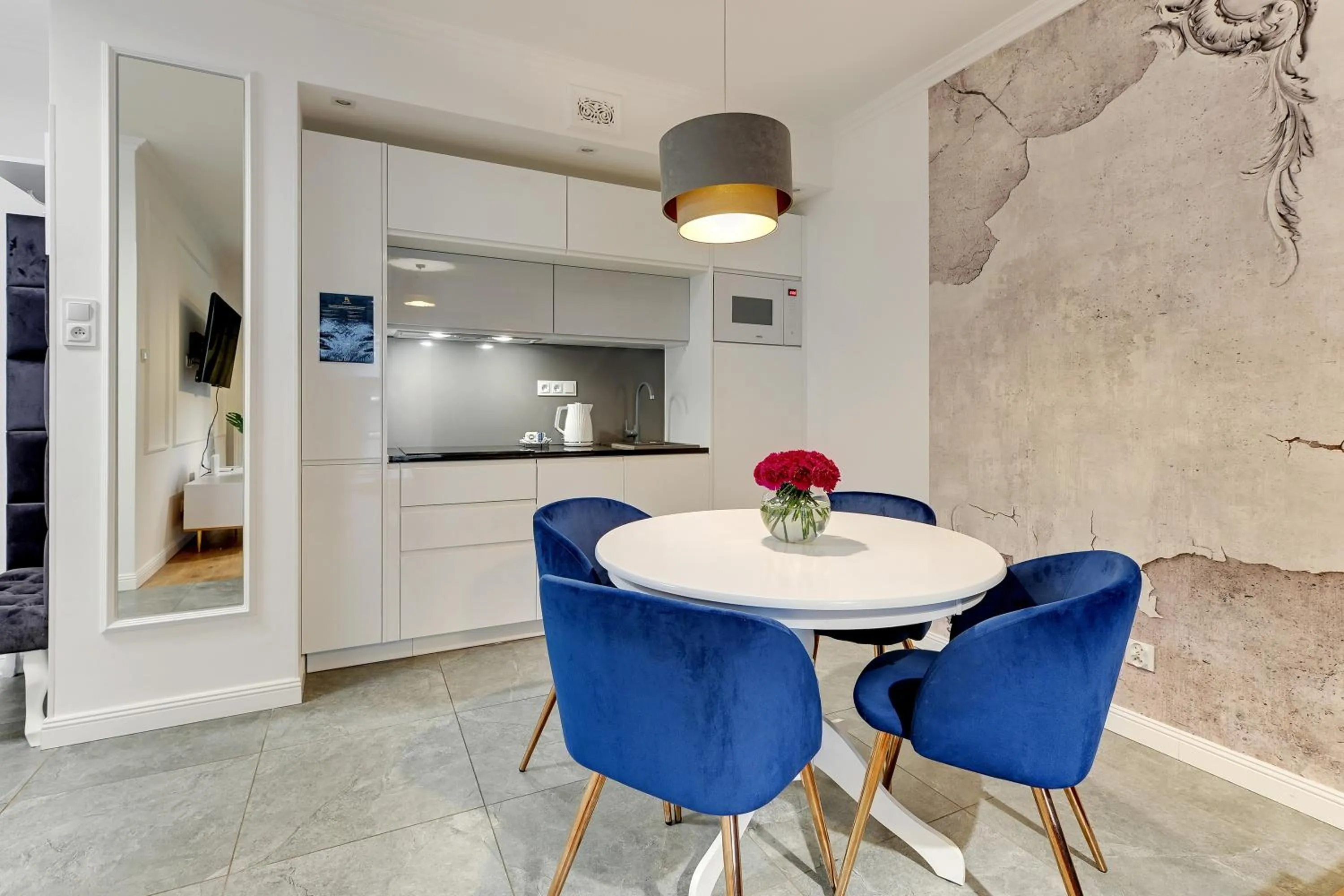 Kitchen or kitchenette in GRANO APARTMENTS Gdańsk Residence SPA & Wellness - GRANO APARTMENTS Gdańsk Old Town SPA & Wellness