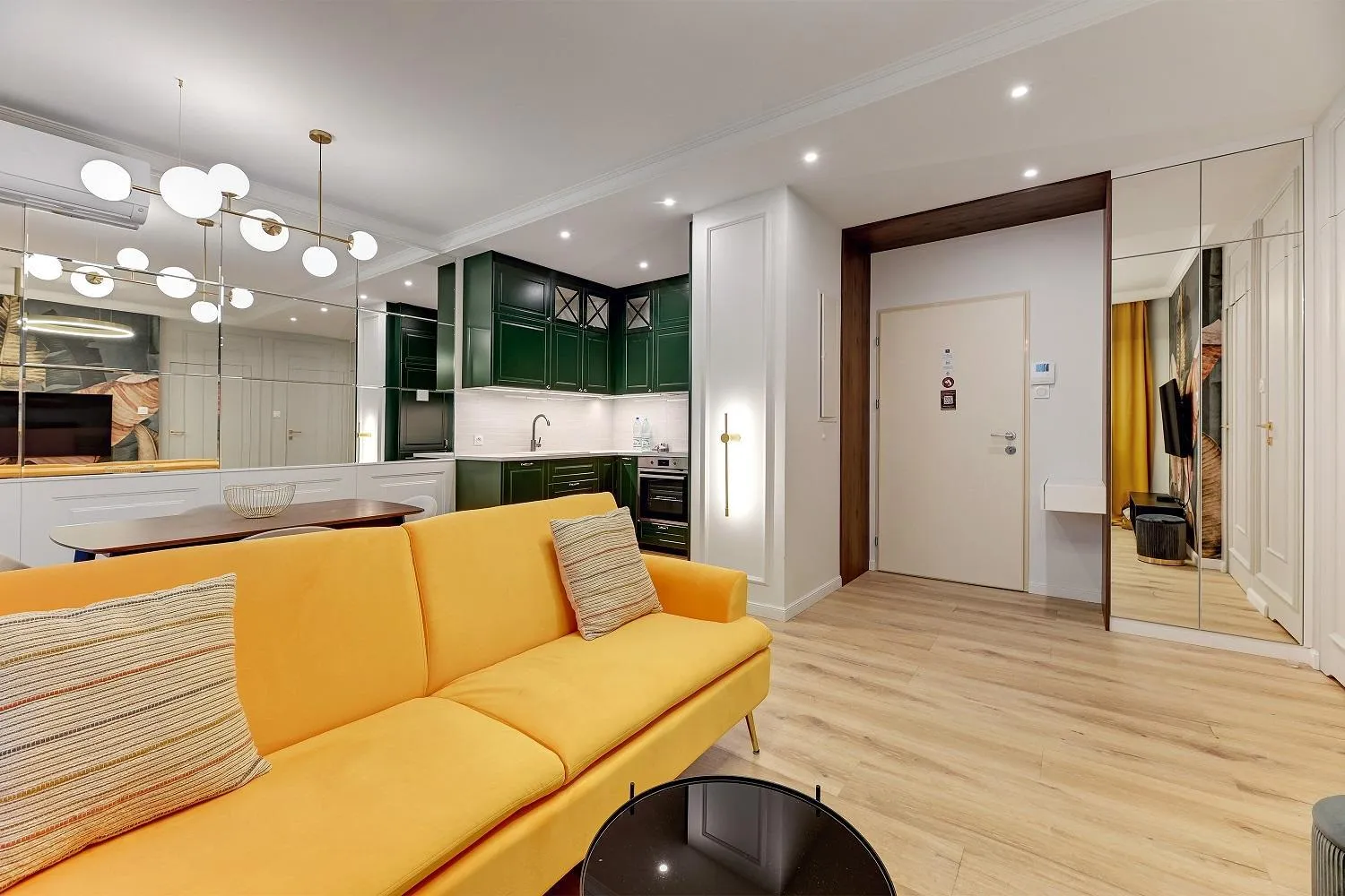 Seating area in GRANO APARTMENTS Gdańsk Residence SPA & Wellness - GRANO APARTMENTS Gdańsk Old Town SPA & Wellness