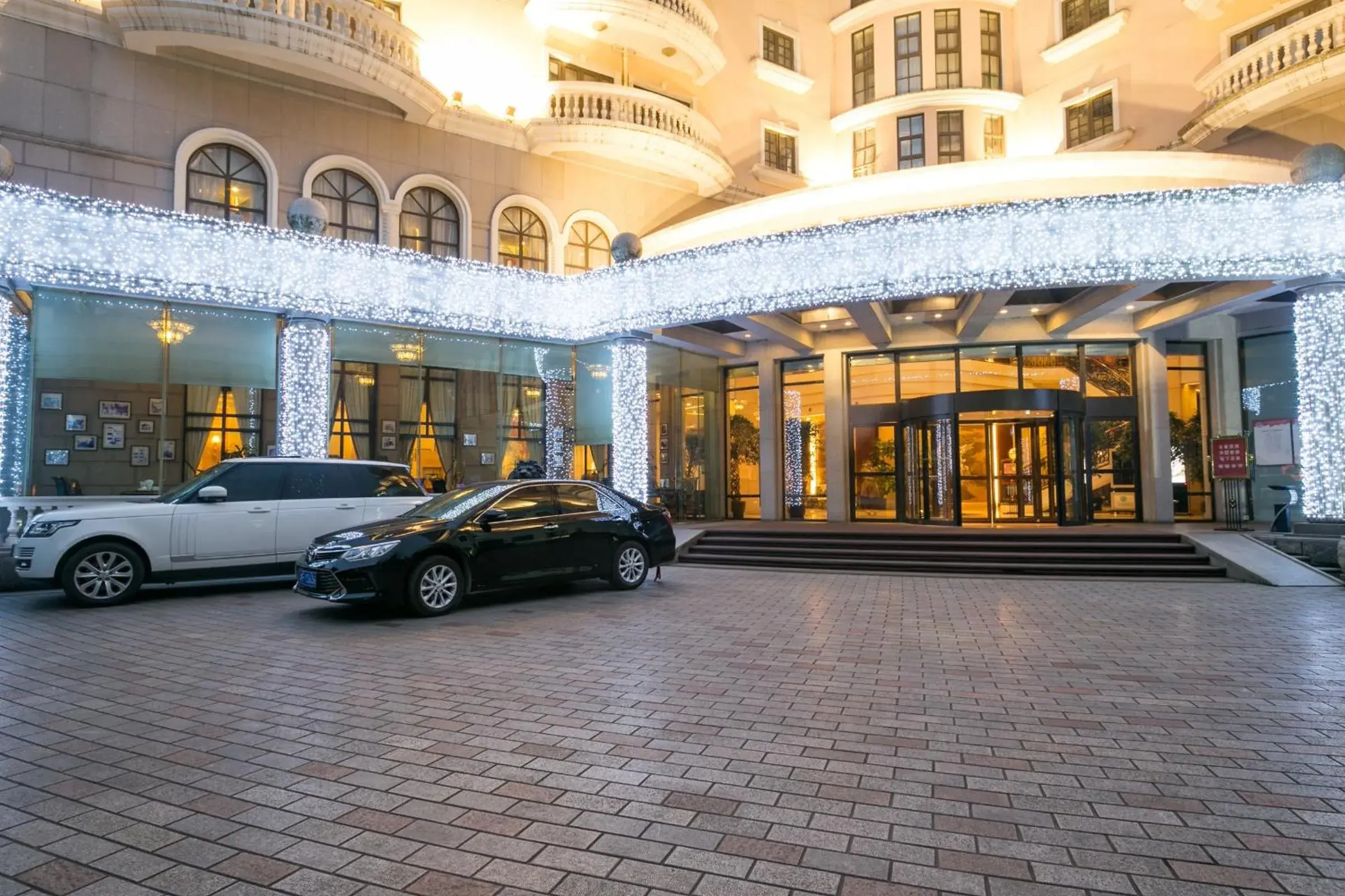 Facade/entrance in Anting Villa Hotel Facade/entrance in Anting Villa Hotel