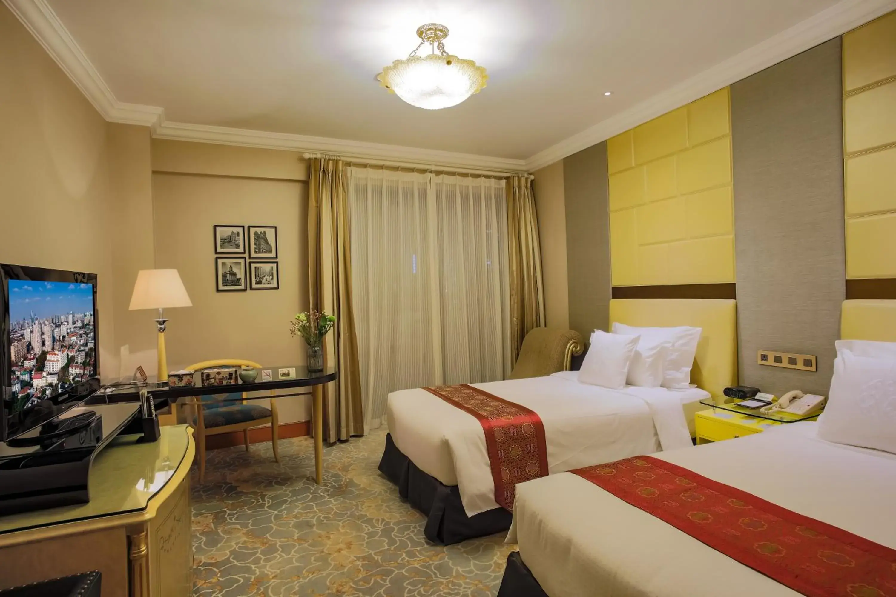 Bed in Anting Villa Hotel Bed in Anting Villa Hotel