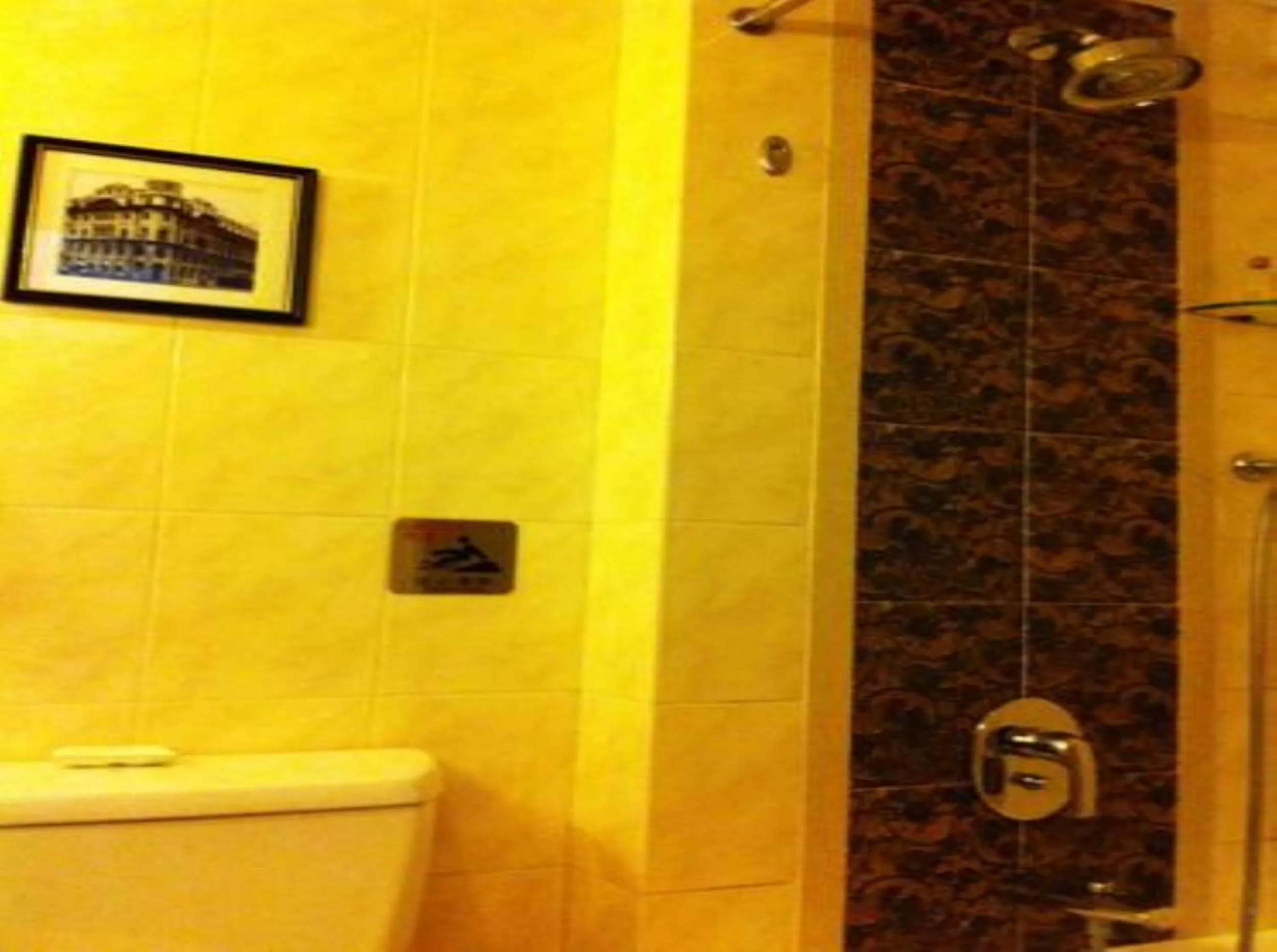 Toilet in Anting Villa Hotel