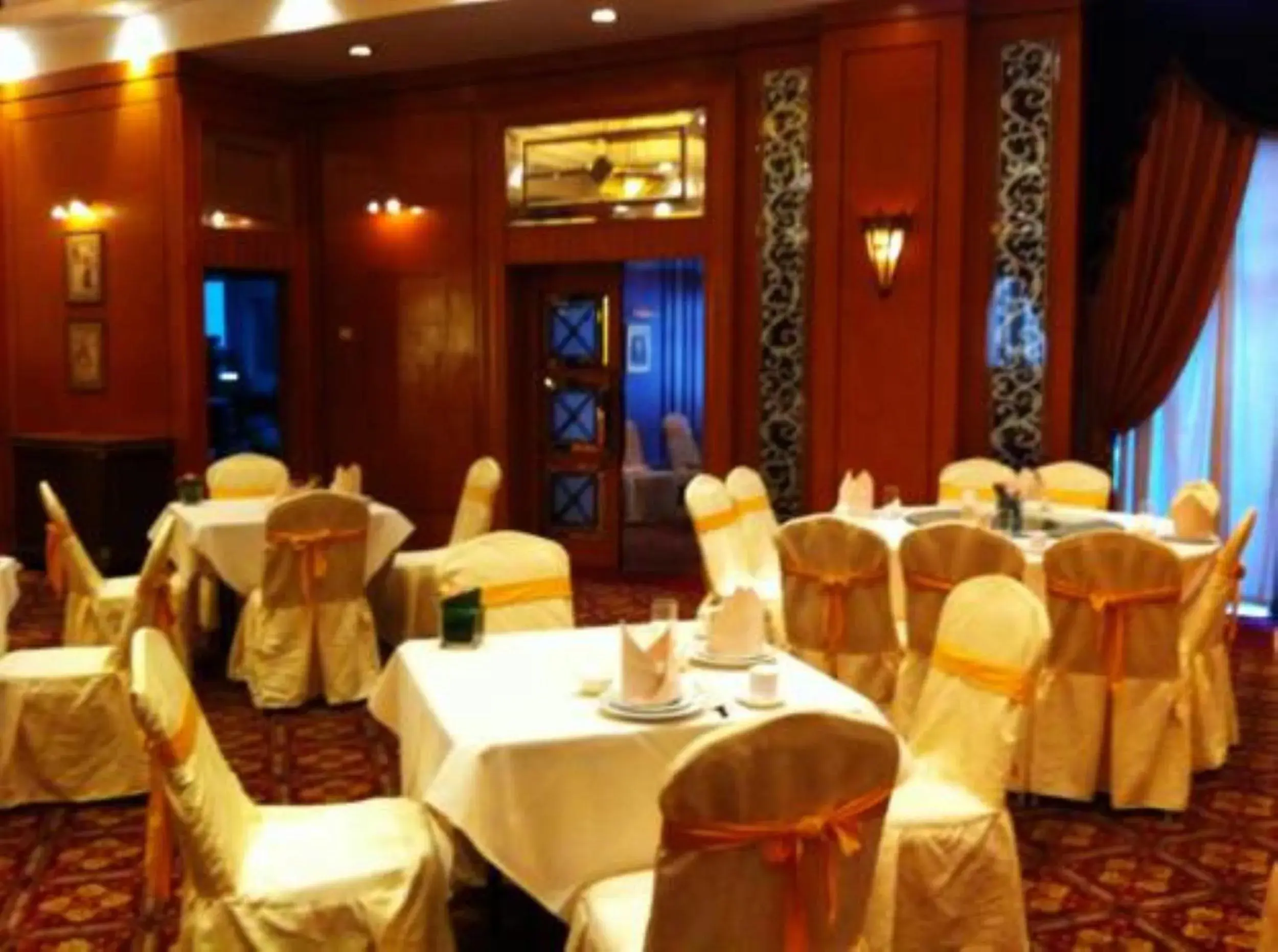 Restaurant/places to eat in Anting Villa Hotel Restaurant/places to eat in Anting Villa Hotel