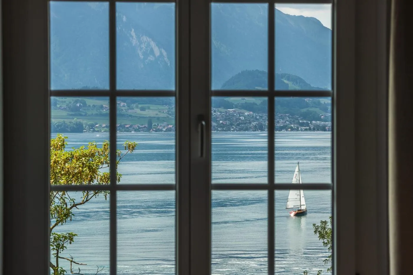 Lake view in Parkhotel Gunten – Beach & Spa