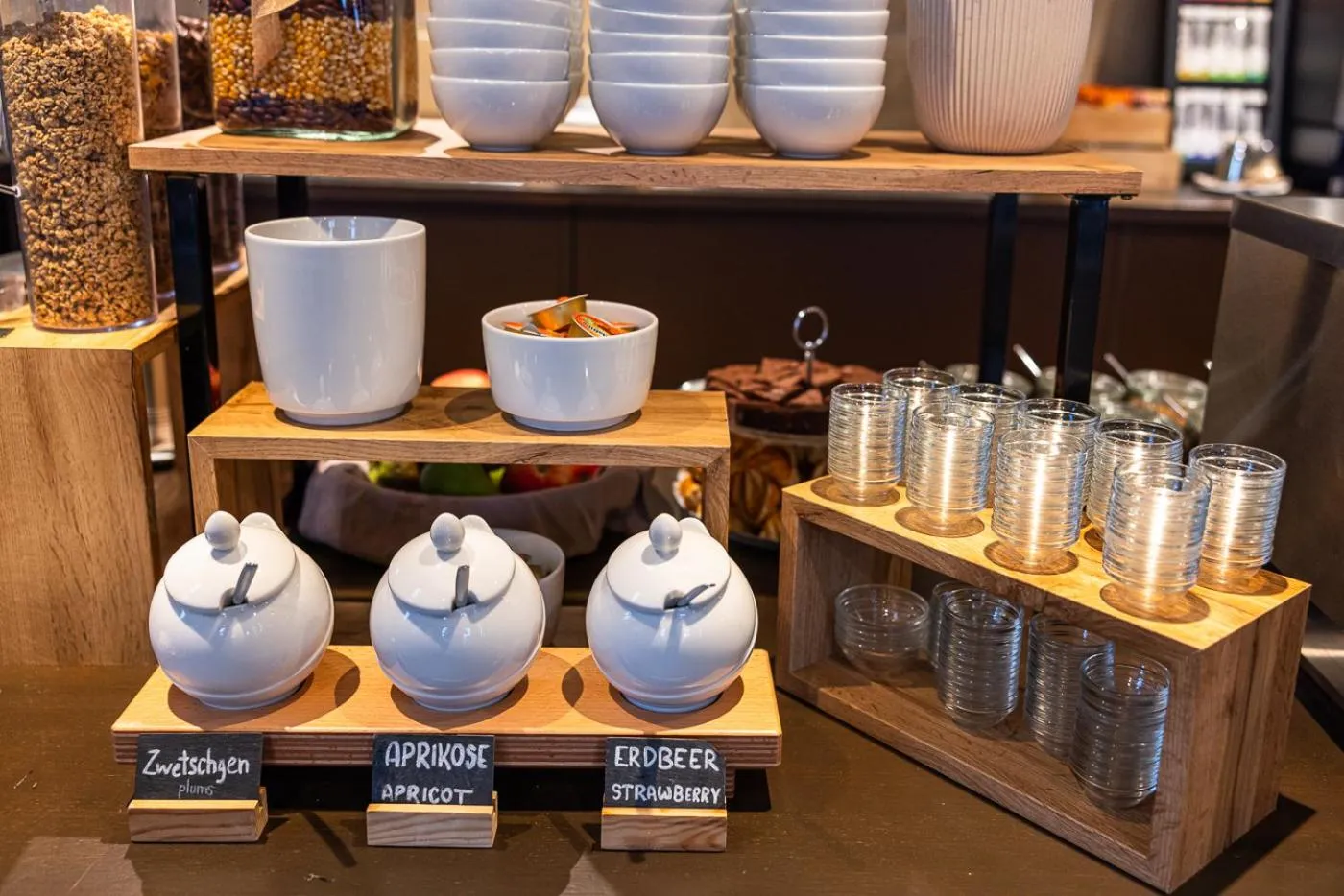 Breakfast in Parkhotel Gunten – Beach & Spa