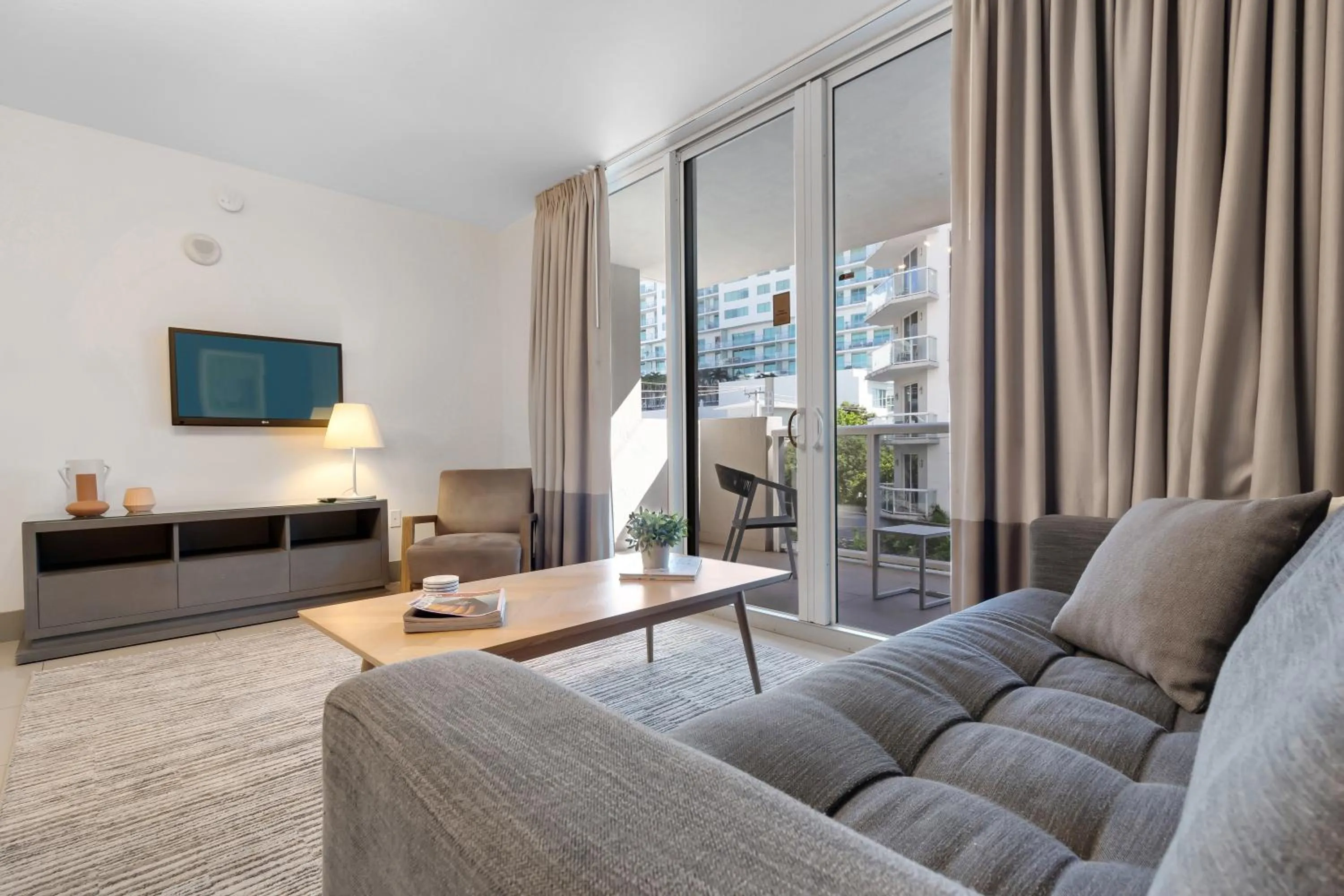 Roami at Habitat Brickell