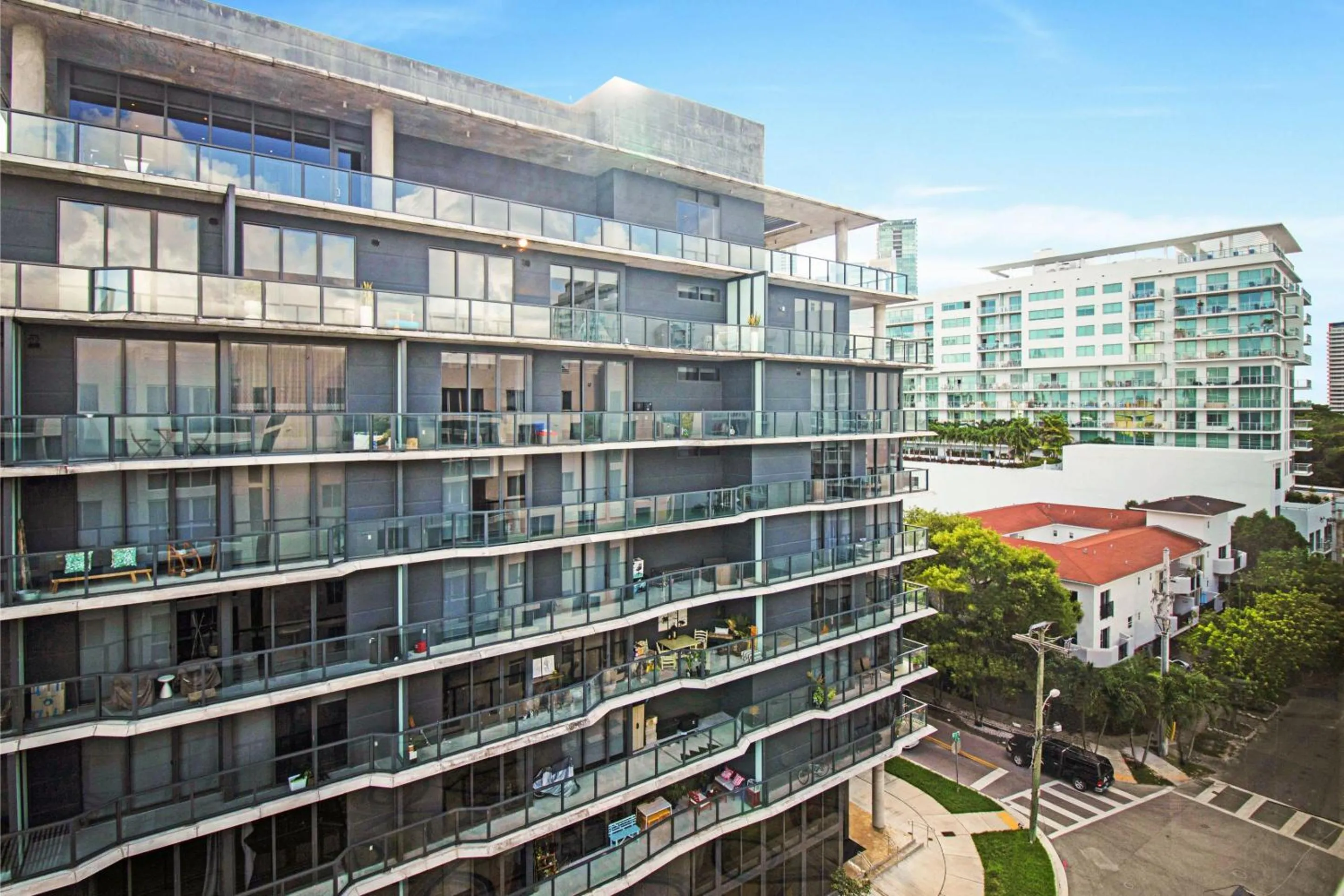 Roami at Habitat Brickell