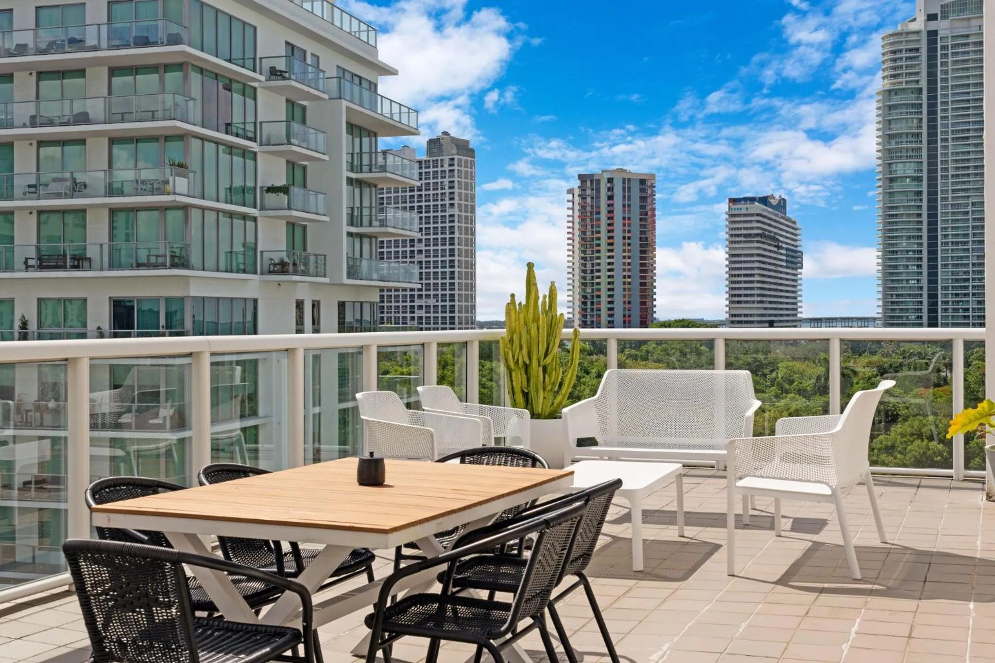 Roami at Habitat Brickell