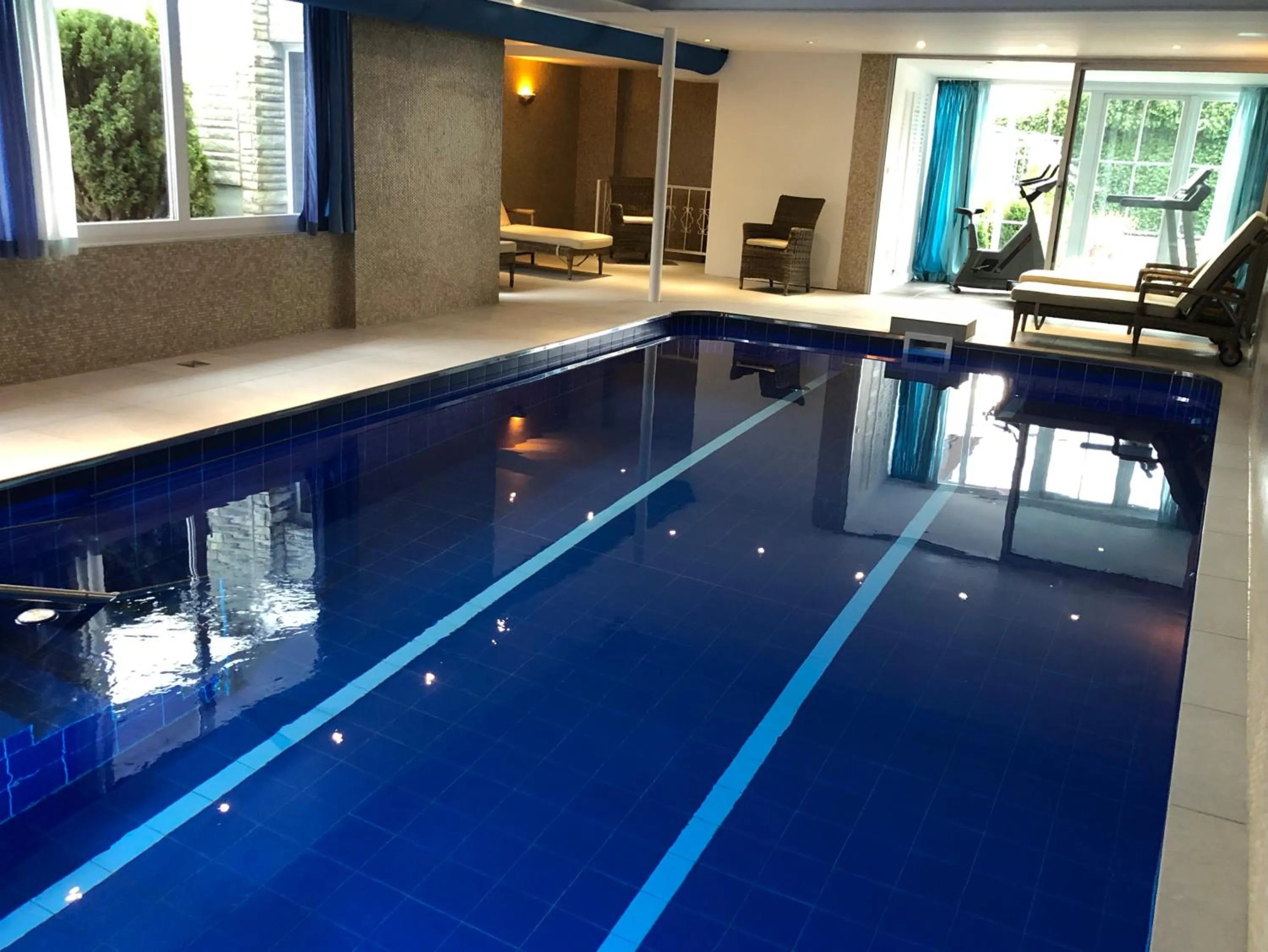 Swimming pool in Hotel Scherf