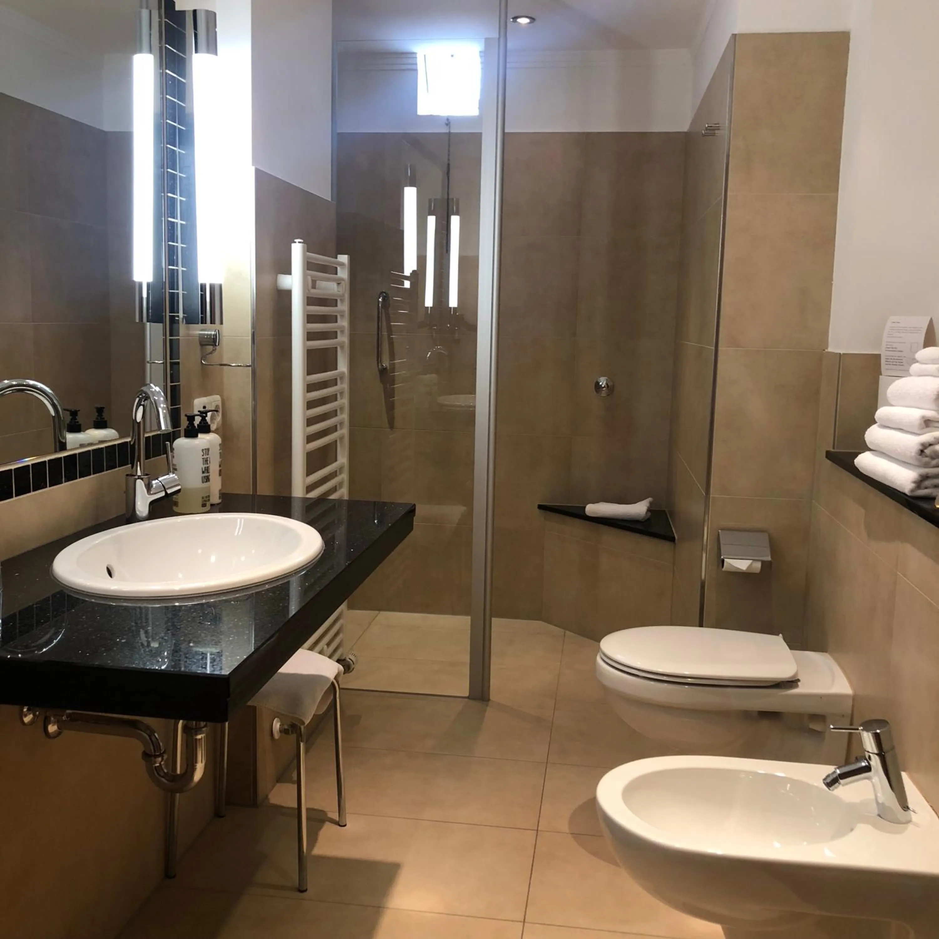 Bathroom in Hotel Scherf