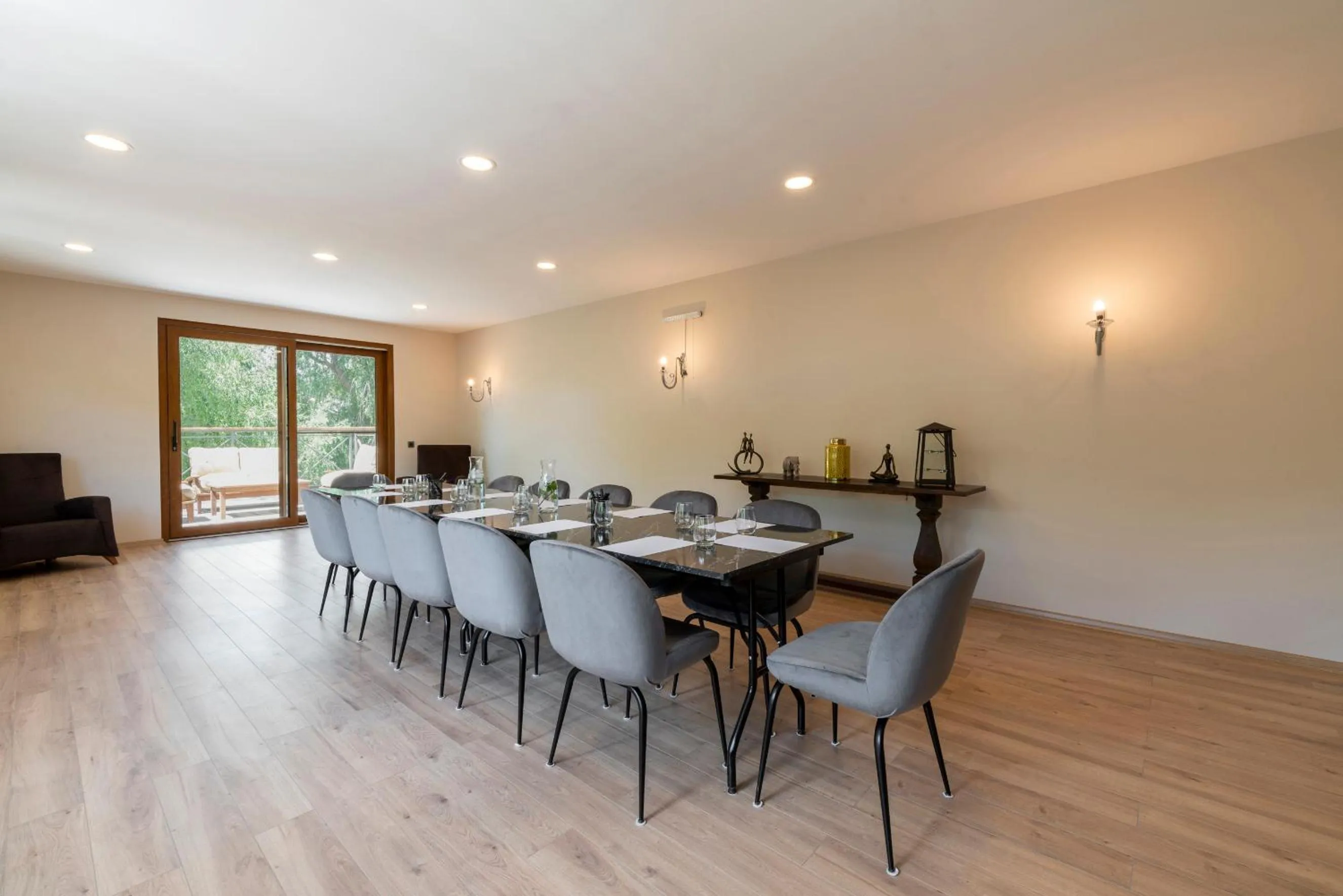 On site in SUNOLUS VINEYARDHOUSe