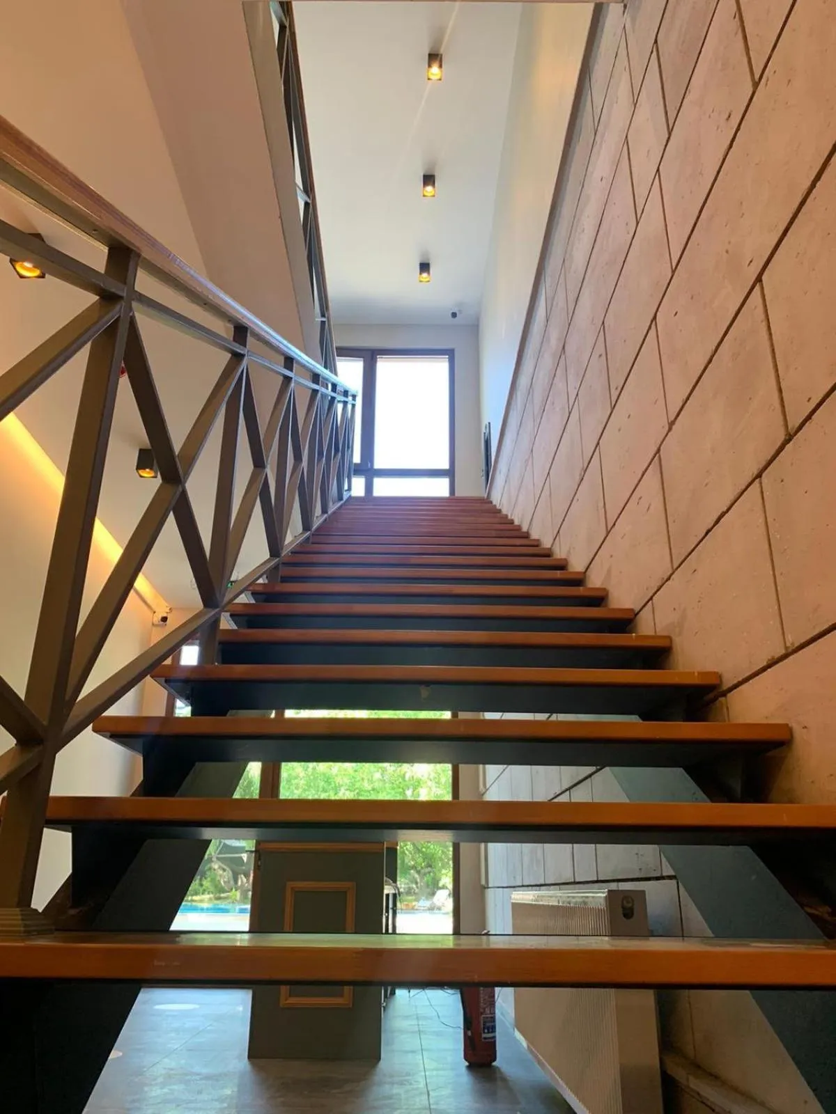 On site in SUNOLUS VINEYARDHOUSe