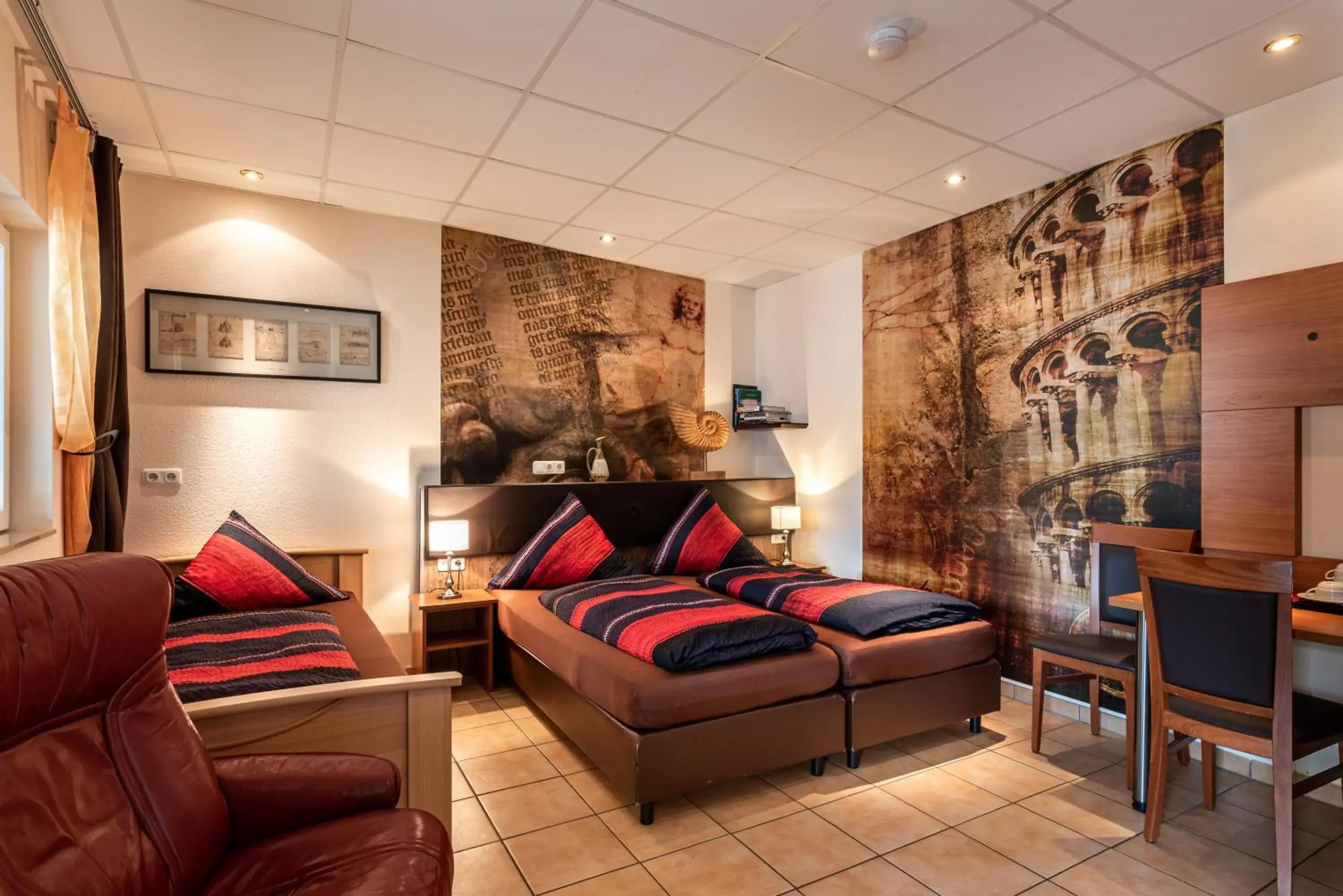 Triple Room - single occupancy in AKZENT Land-Hotel Zum Schwan, Garni WEILERSWIST-METTERNICH, 3 E-LADESTATIONEN, Nähe PHANTASIALAND, PALMENPARADIES Euskirchen Triple Room - single occupancy in AKZENT Land-Hotel Zum Schwan, Garni WEILERSWIST-METTERNICH, 3 E-LADESTATIONEN, Nähe PHANTASIALAND, PALMENPARADIES Euskirchen