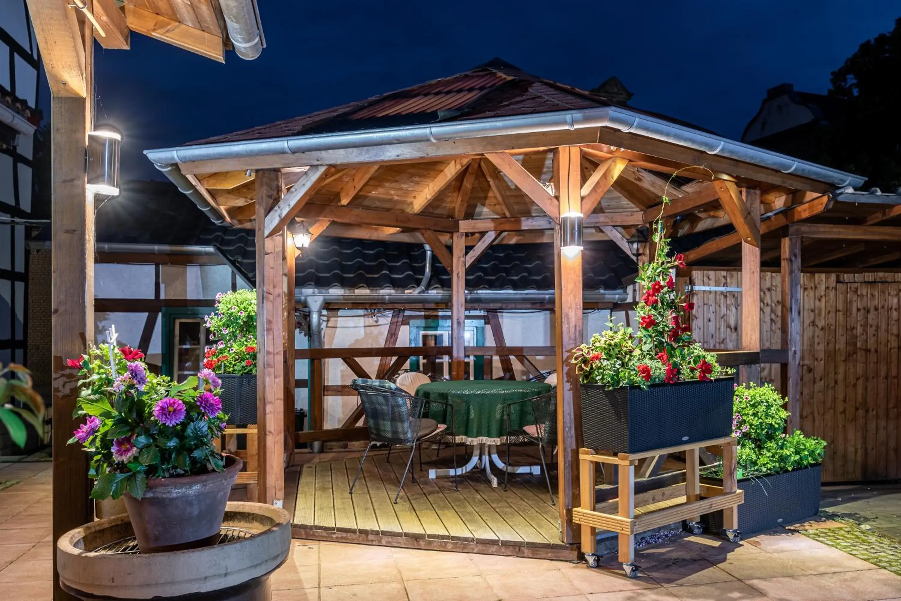 Single Room - single occupancy in AKZENT Land-Hotel Zum Schwan, Garni WEILERSWIST-METTERNICH, 3 E-LADESTATIONEN, Nähe PHANTASIALAND, PALMENPARADIES Euskirchen Single Room - single occupancy in AKZENT Land-Hotel Zum Schwan, Garni WEILERSWIST-METTERNICH, 3 E-LADESTATIONEN, Nähe PHANTASIALAND, PALMENPARADIES Euskirchen