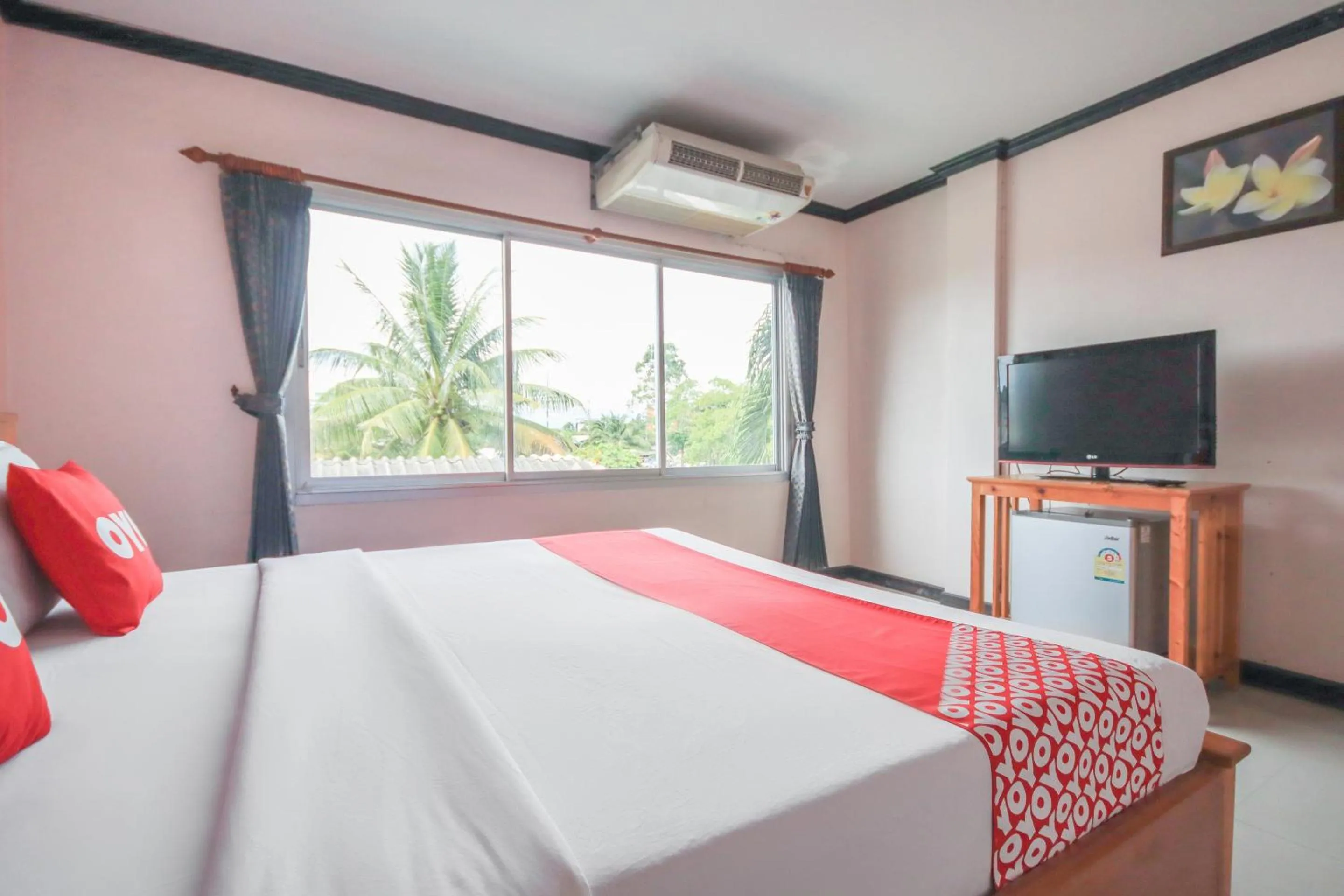 Bedroom in Prickhom Garden Hotel