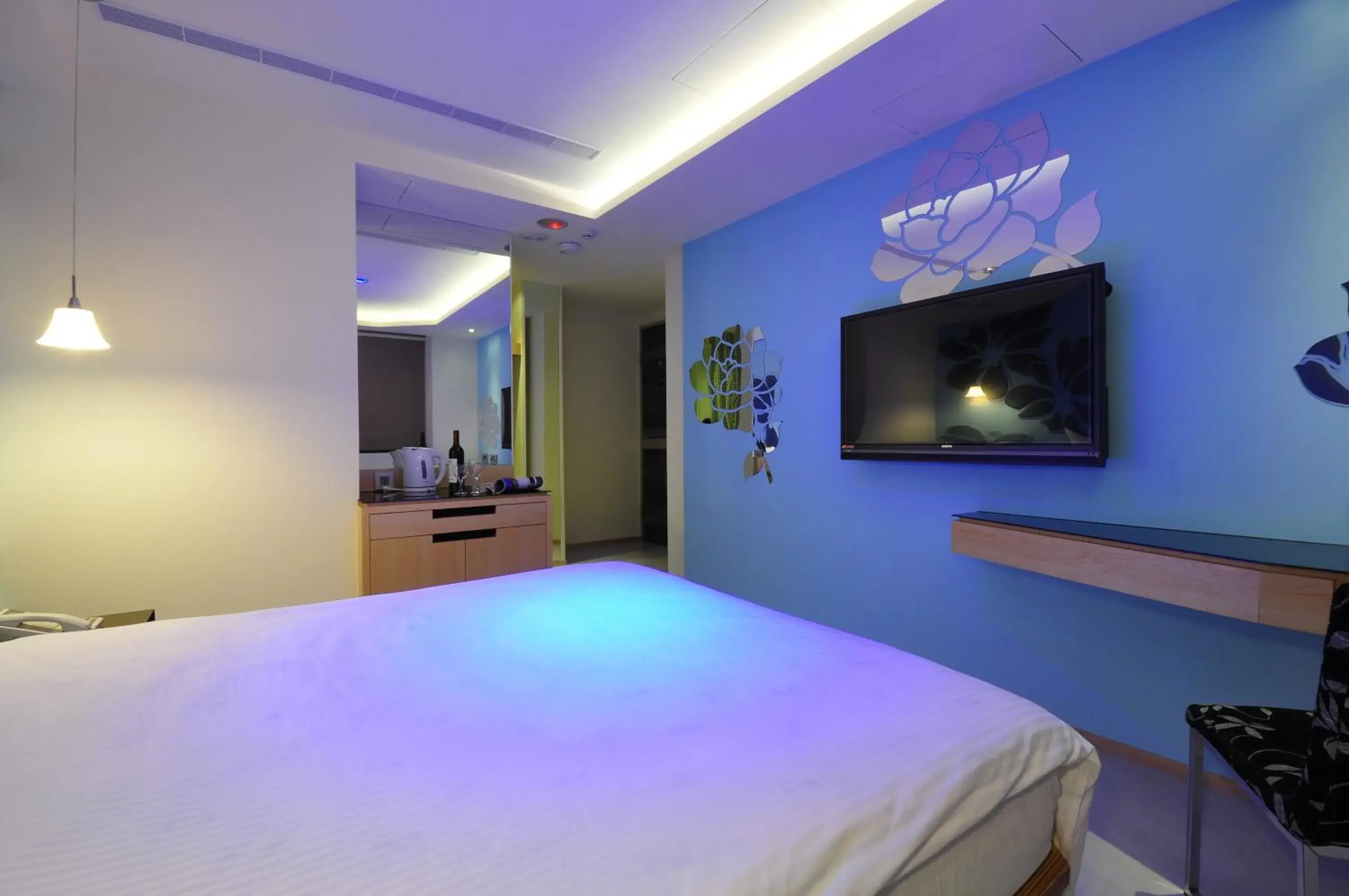 Photo of the whole room, Bed in Hotel 20 Alley Photo of the whole room, Bed in Hotel 20 Alley