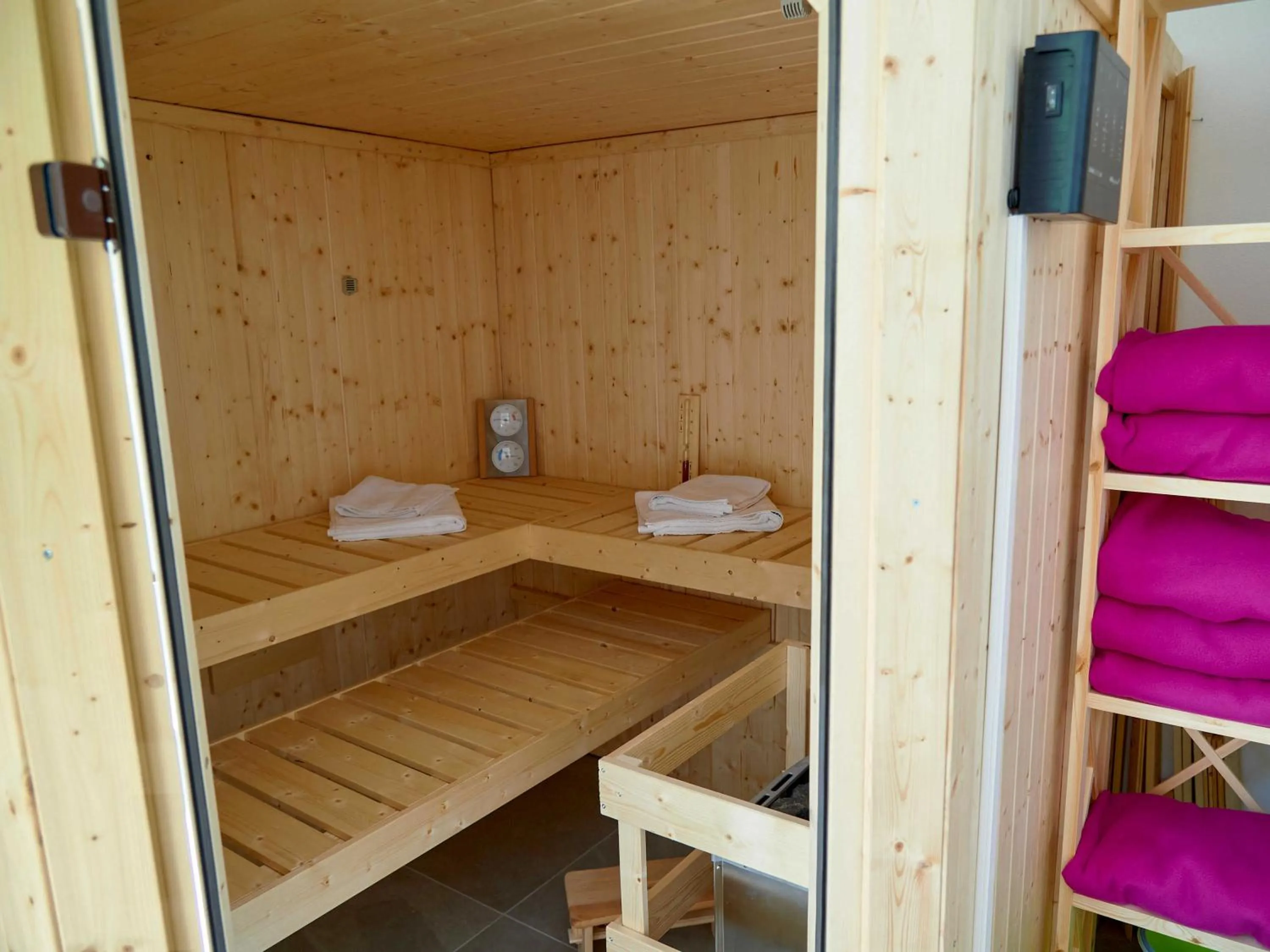 Ferienhaus Klünderberg in Binz mit Kamin, Terrasse, Strandkorb