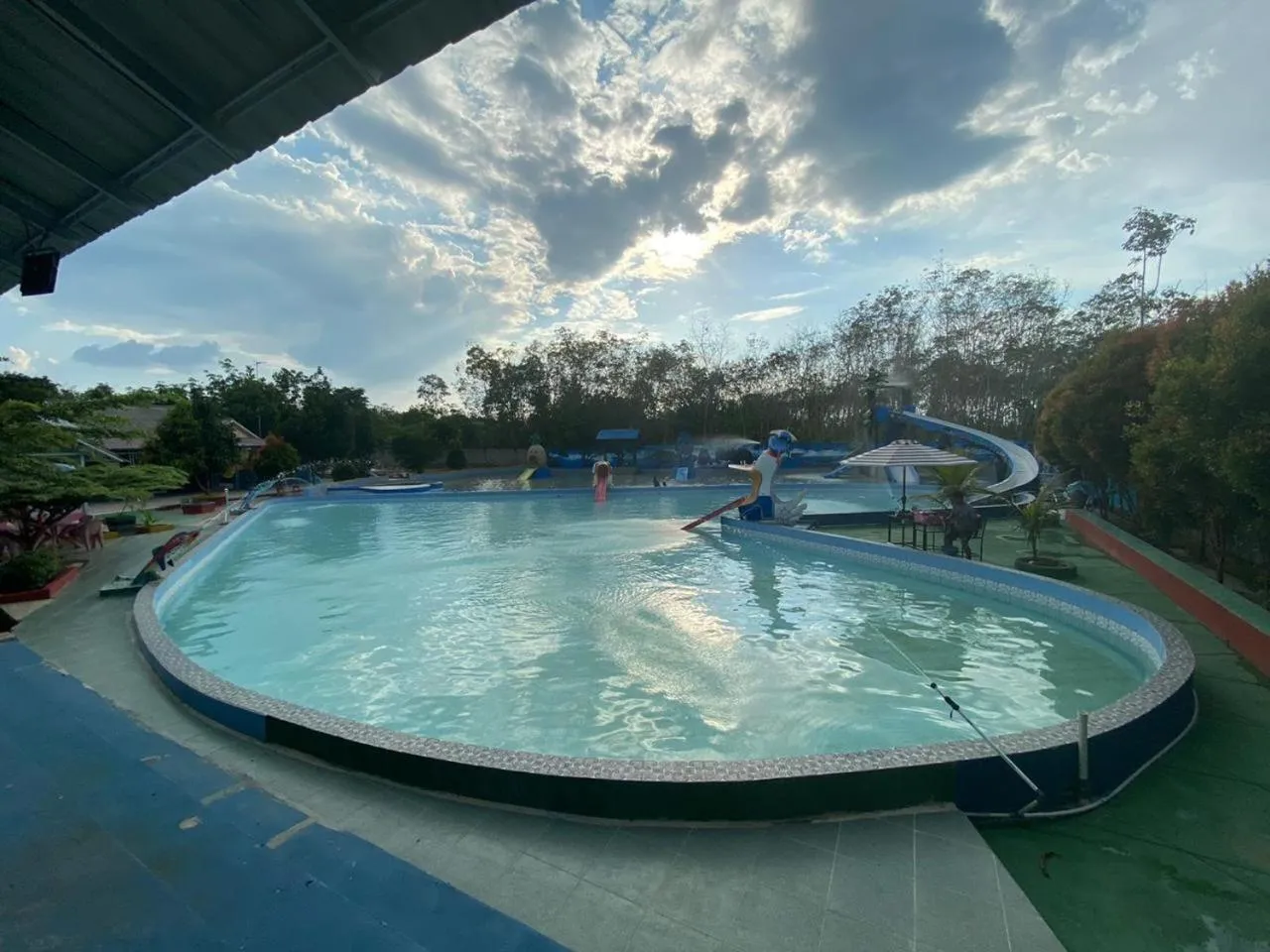 Aqua park in OYO Life 3874 Rere Residence Syariah