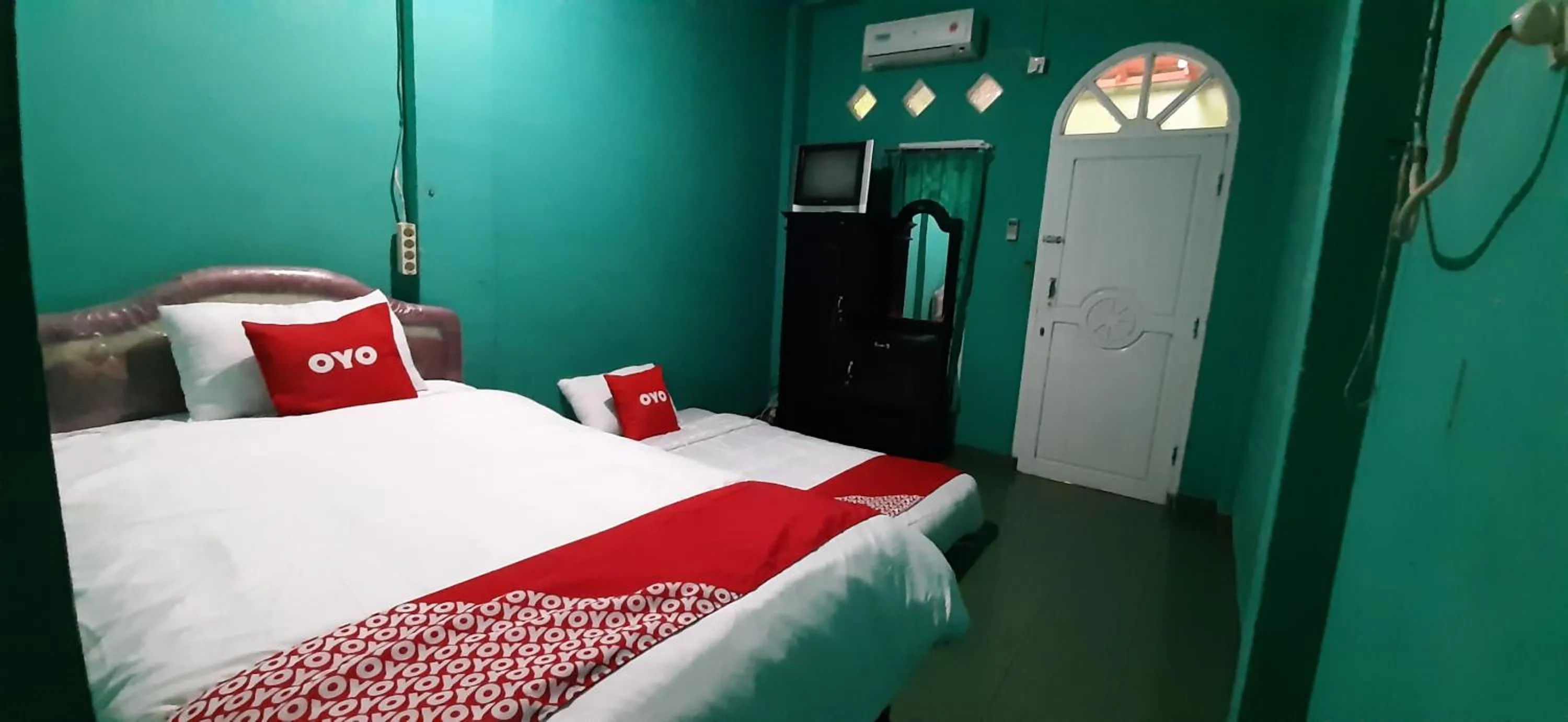Bedroom, Bed in OYO Life 3874 Rere Residence Syariah
