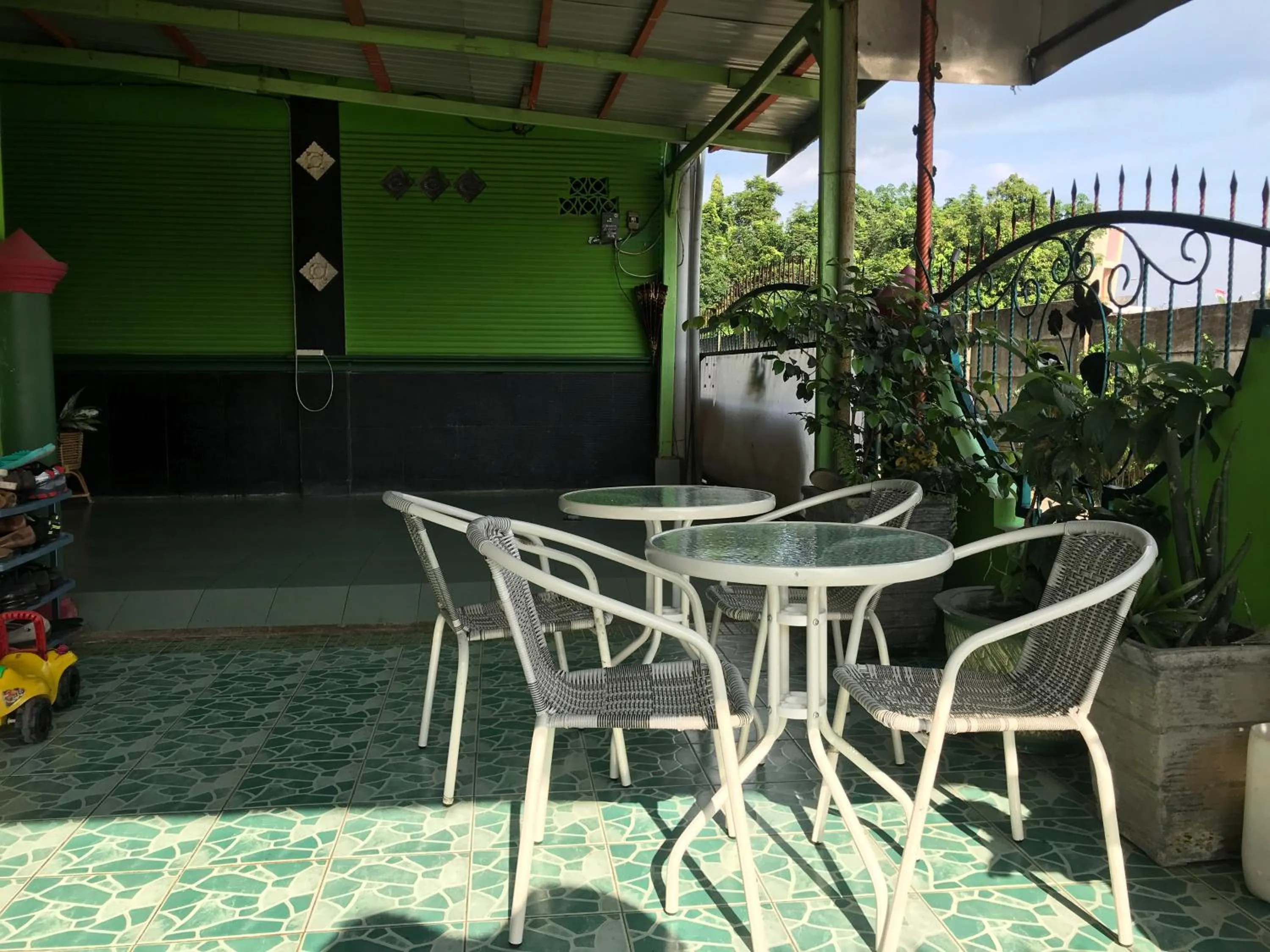 Area and facilities in OYO Life 3874 Rere Residence Syariah