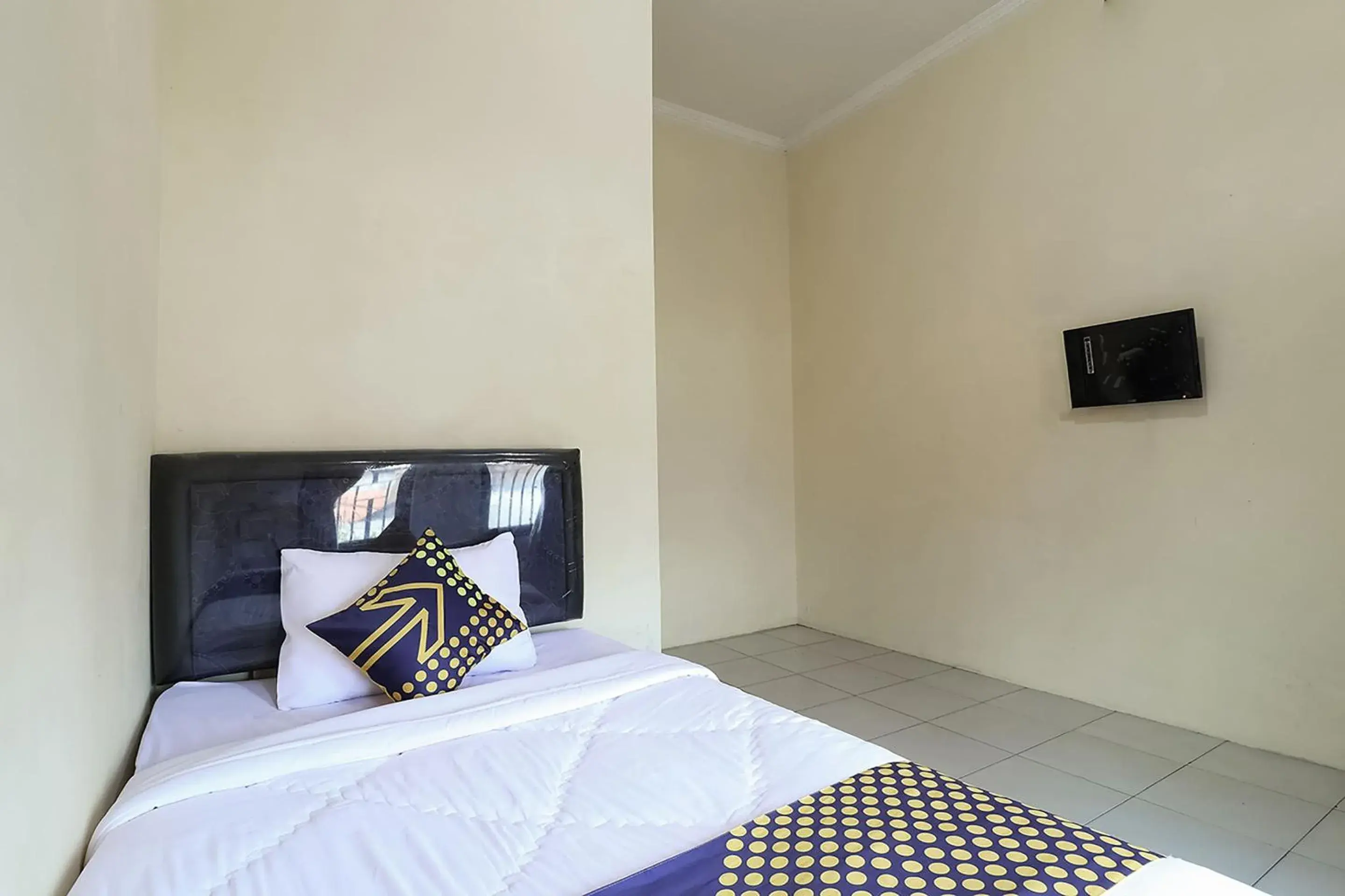 Bedroom, Bed in SPOT ON 3859 Sweet Candy 2NearResinda park mall Bedroom, Bed in SPOT ON 3859 Sweet Candy 2NearResinda park mall