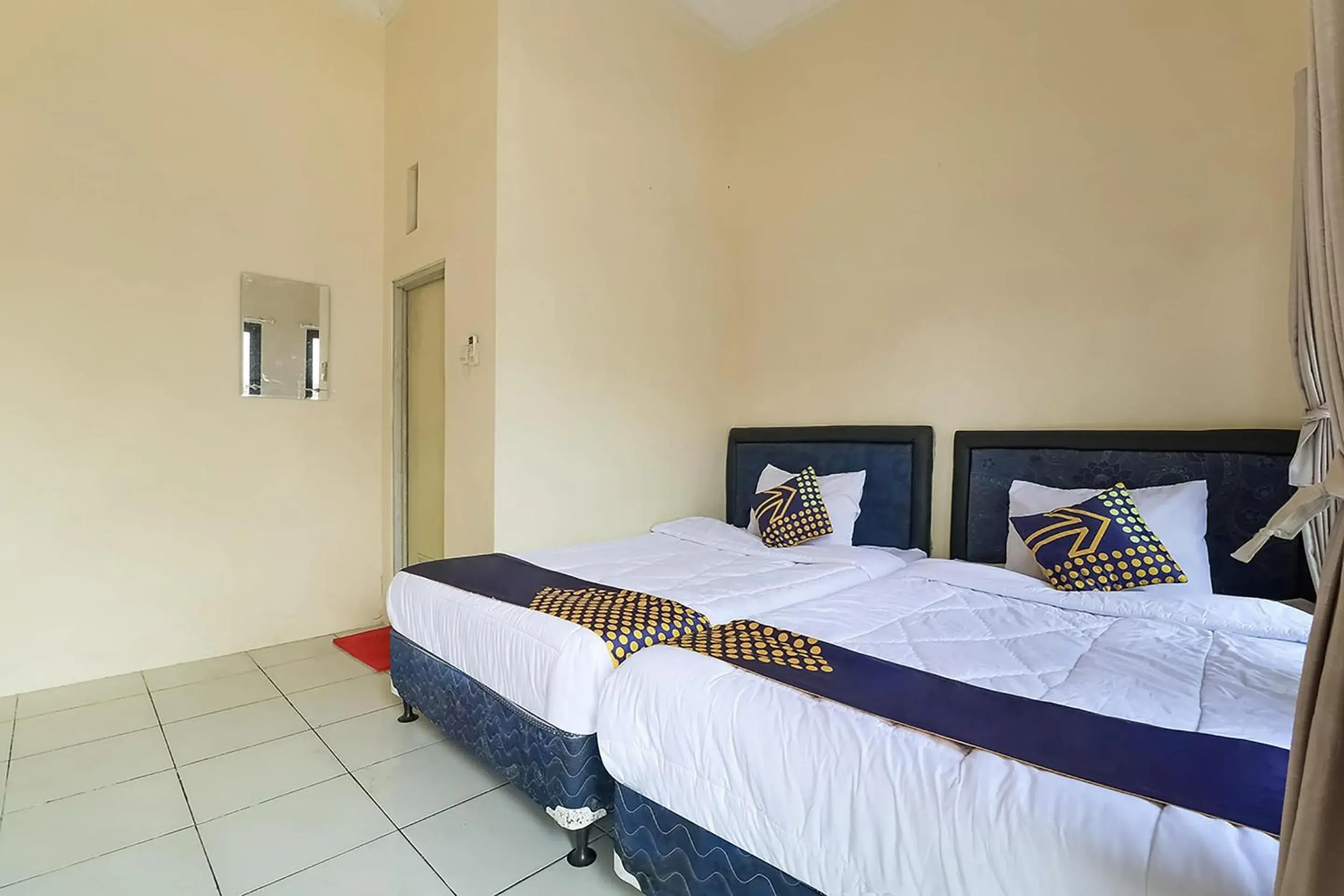 Bedroom, Bed in SPOT ON 3859 Sweet Candy 2NearResinda park mall Bedroom, Bed in SPOT ON 3859 Sweet Candy 2NearResinda park mall