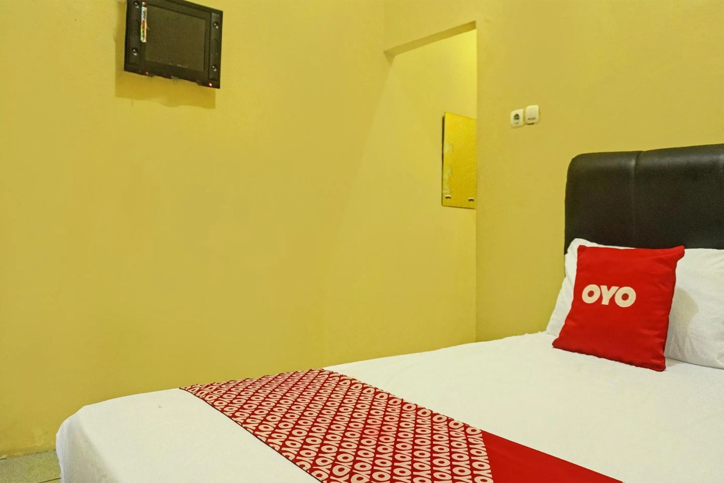 Bedroom, Bed in Hotel O Sweet Candy 1 Syariah