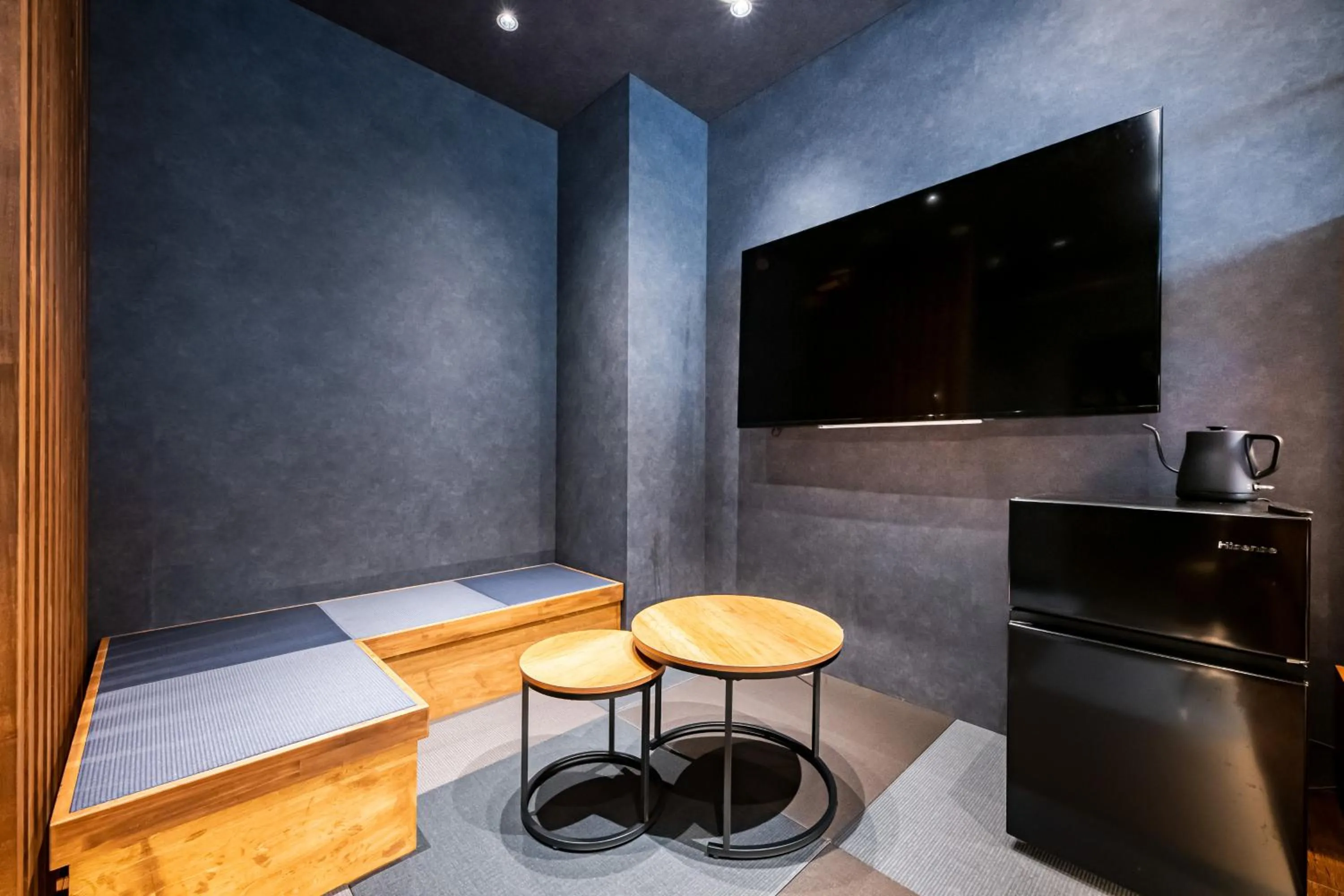 Communal lounge/ TV room in ZONK HOTEL Tenjin-Watanabedori