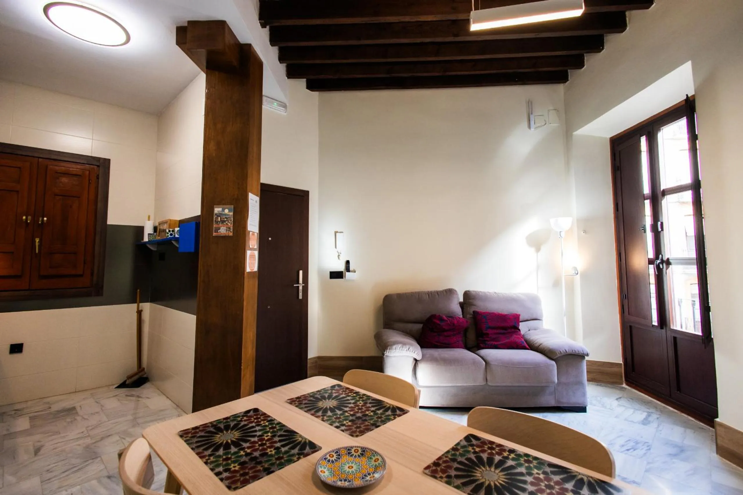 Dining area in Apartamentos Reyes Católicos