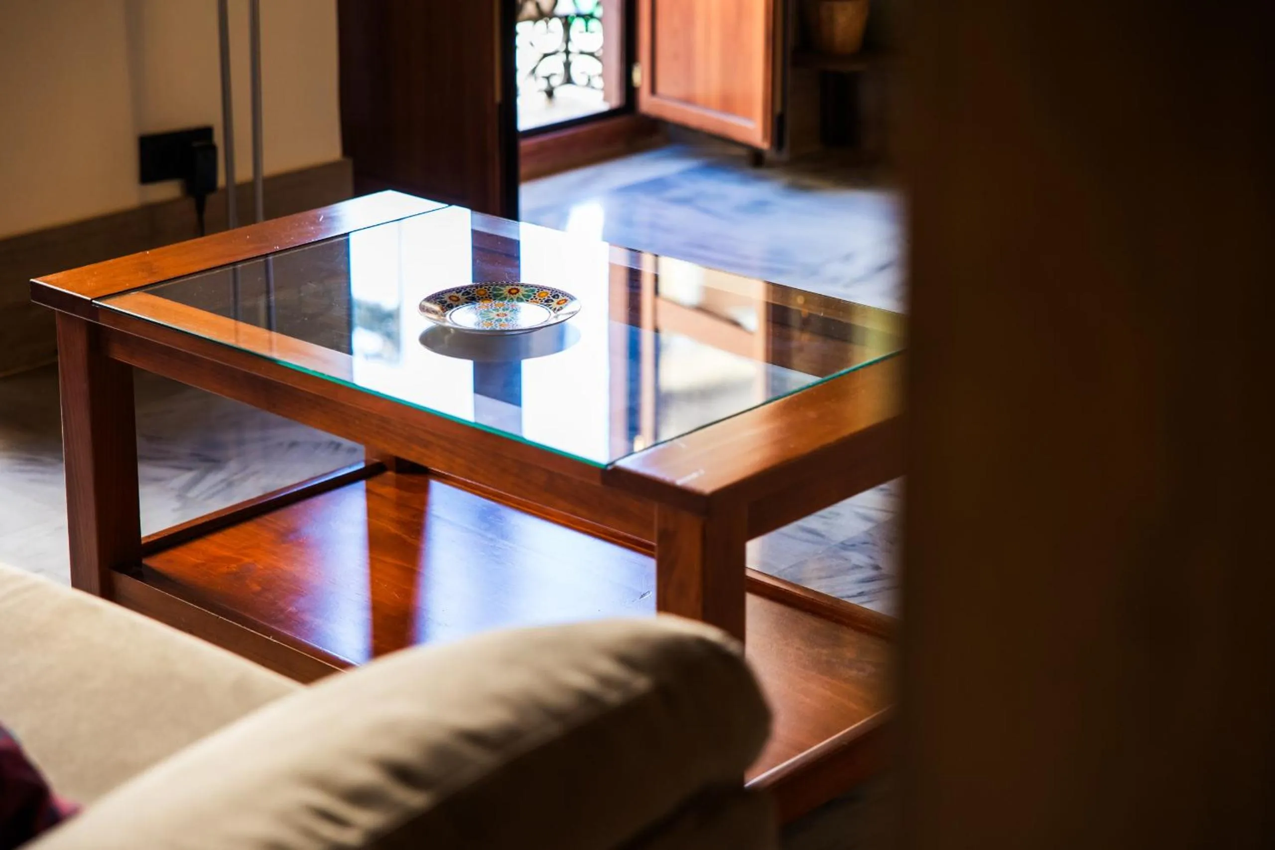 Decorative detail in Apartamentos Reyes Católicos