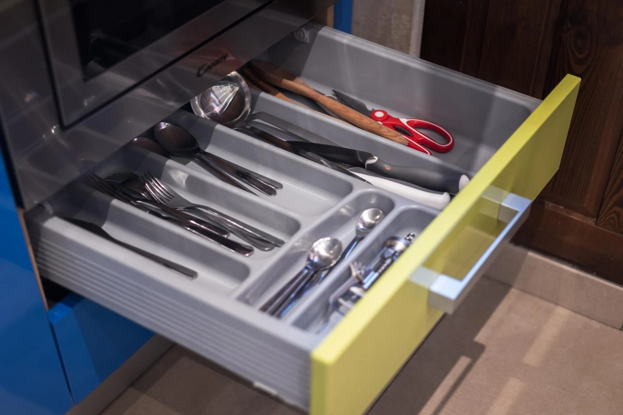 Decorative detail in Apartamentos Reyes Católicos