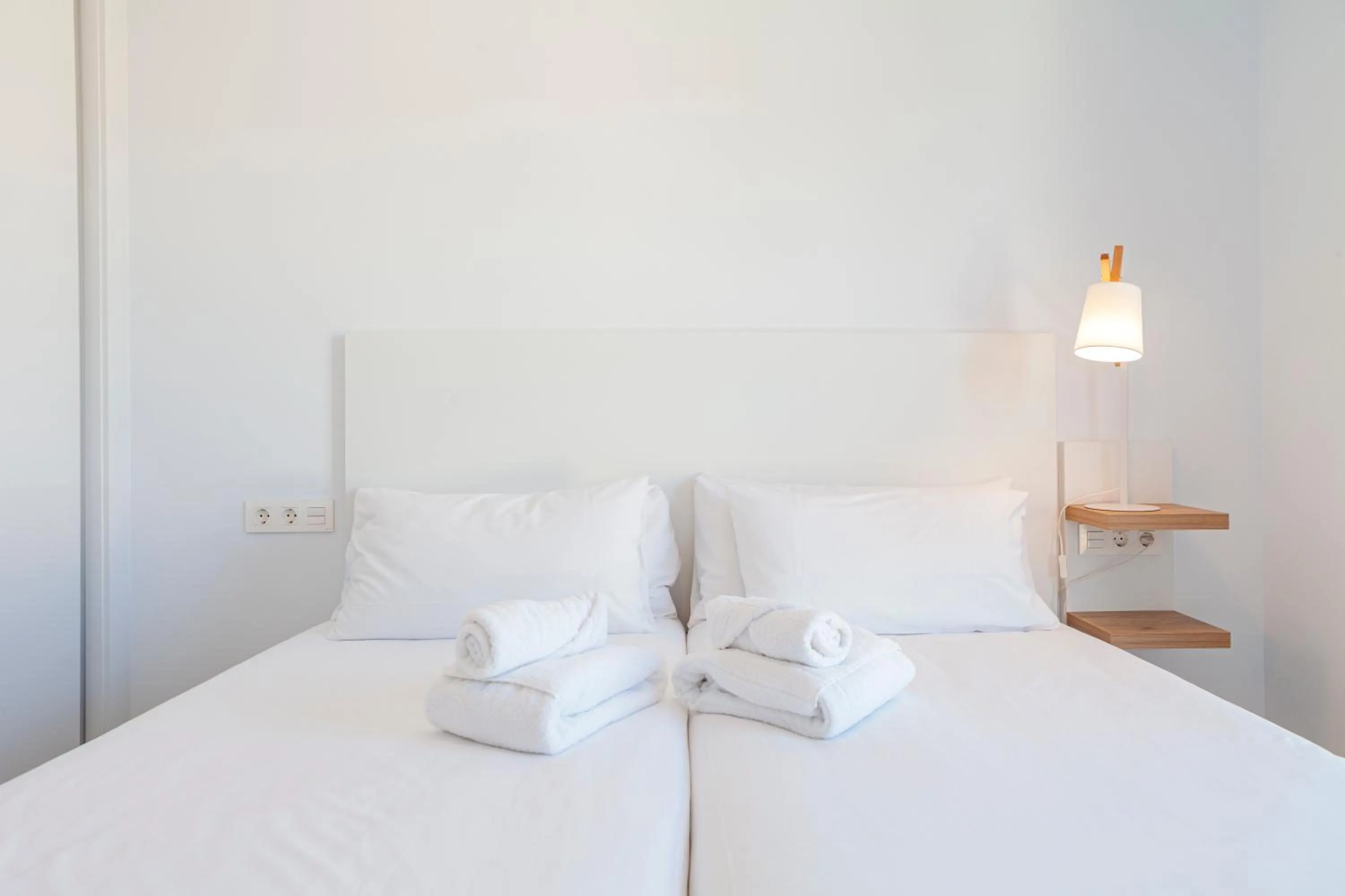 Bed in Blue Line Apartment Hotel - Be Line Group