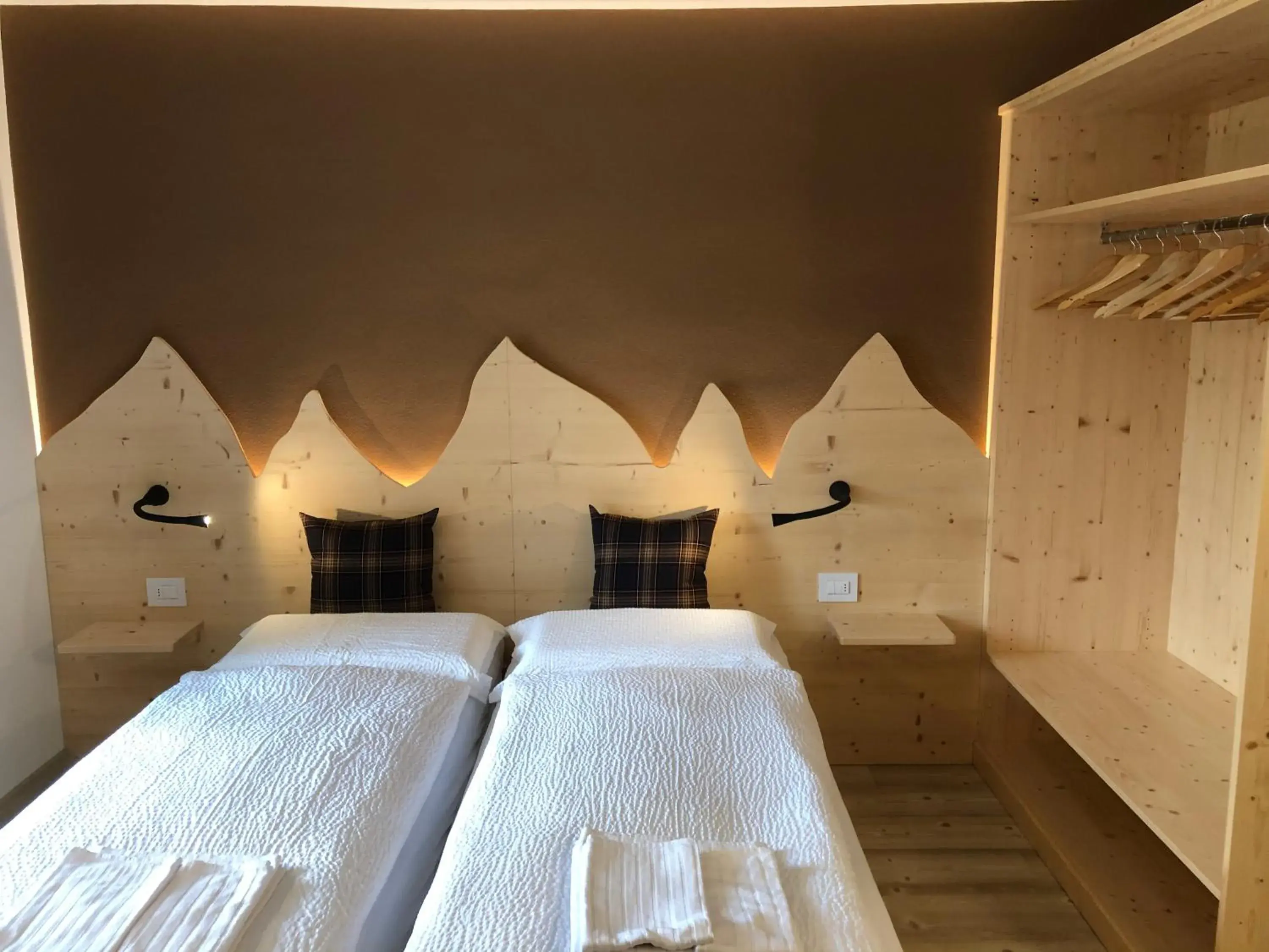 Quadruple Room in B and B nonna Rosa vista Lagorai Quadruple Room in B and B nonna Rosa vista Lagorai