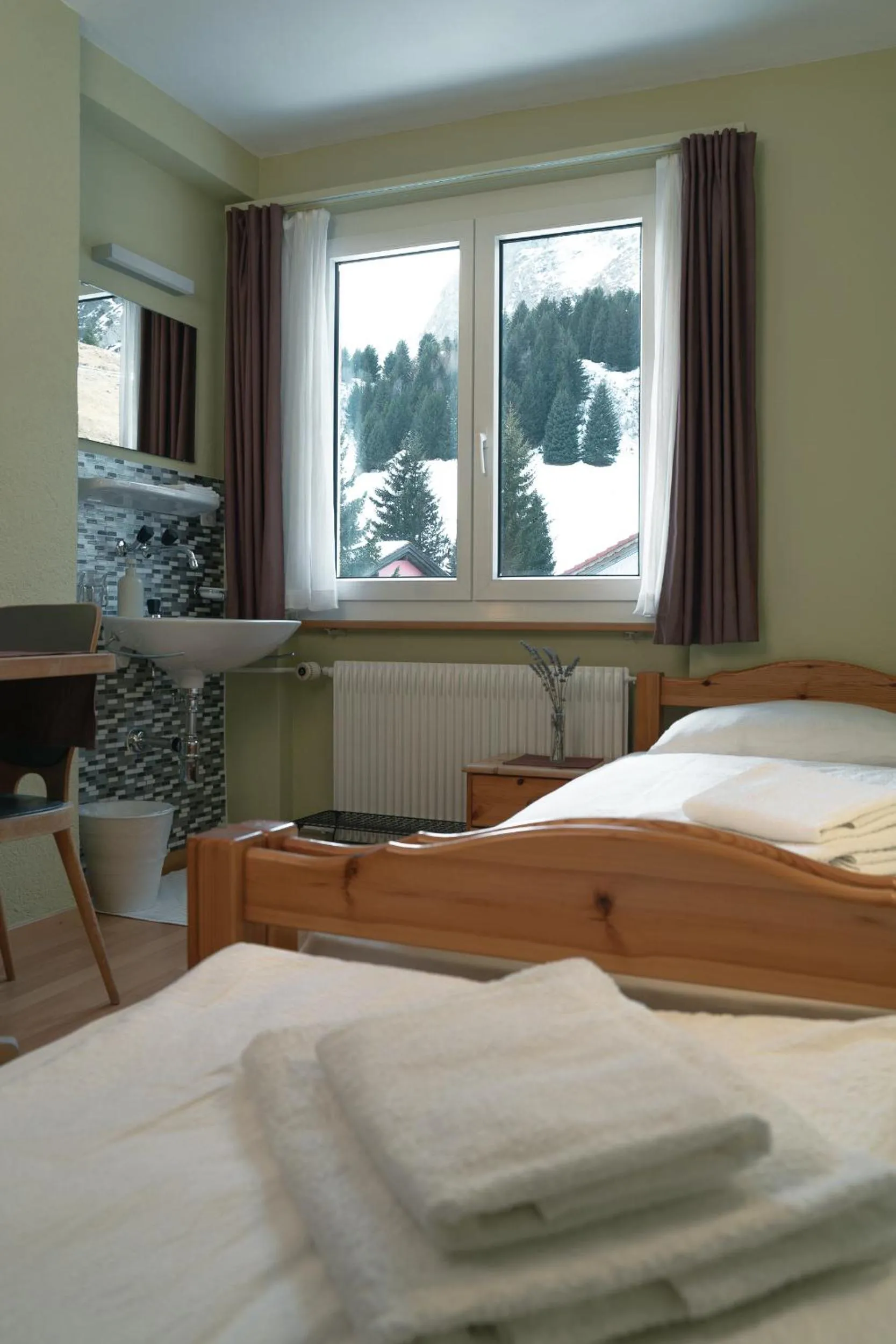 Bed in Hotel Guidon Zimmer