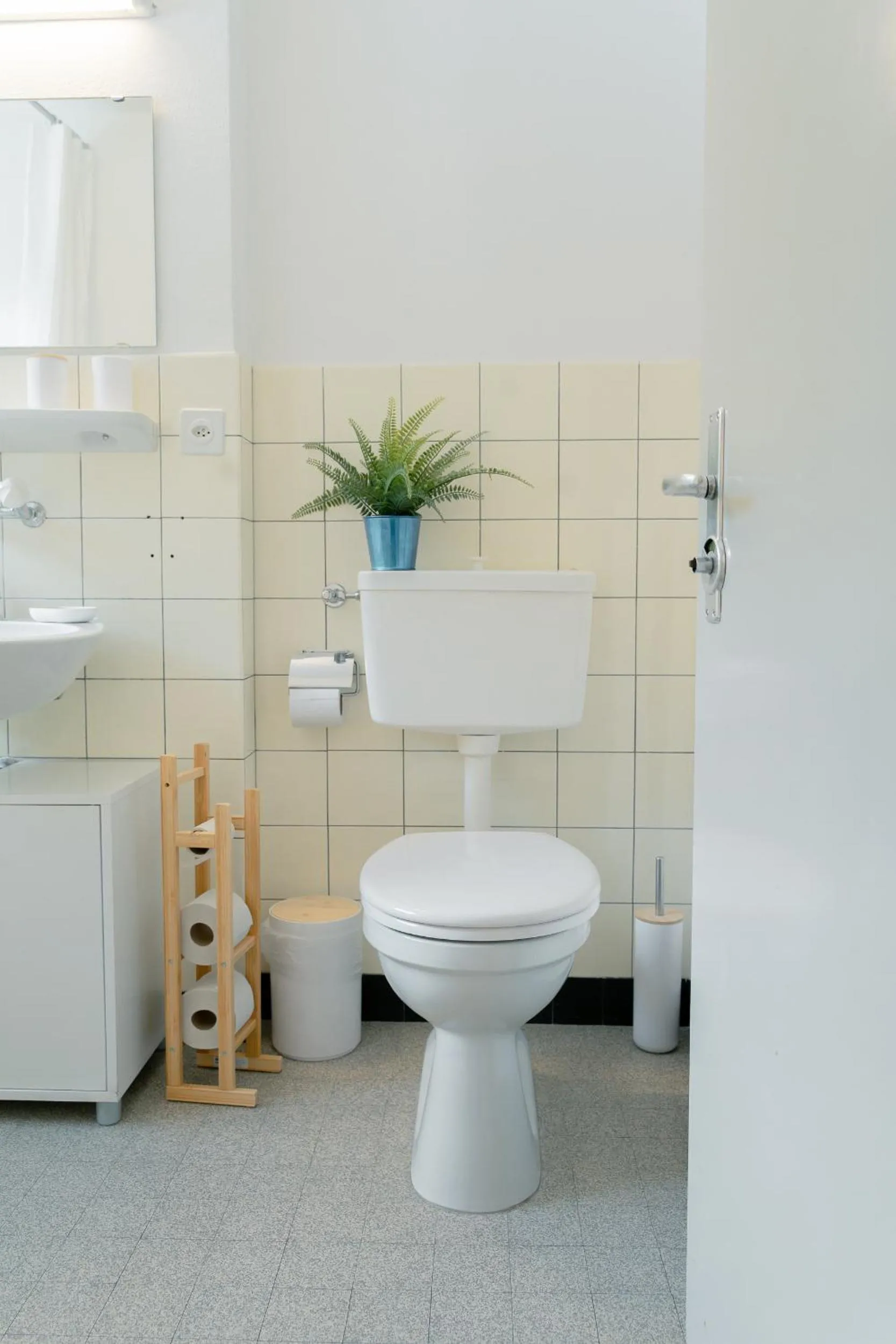 Toilet in Hotel Guidon Zimmer