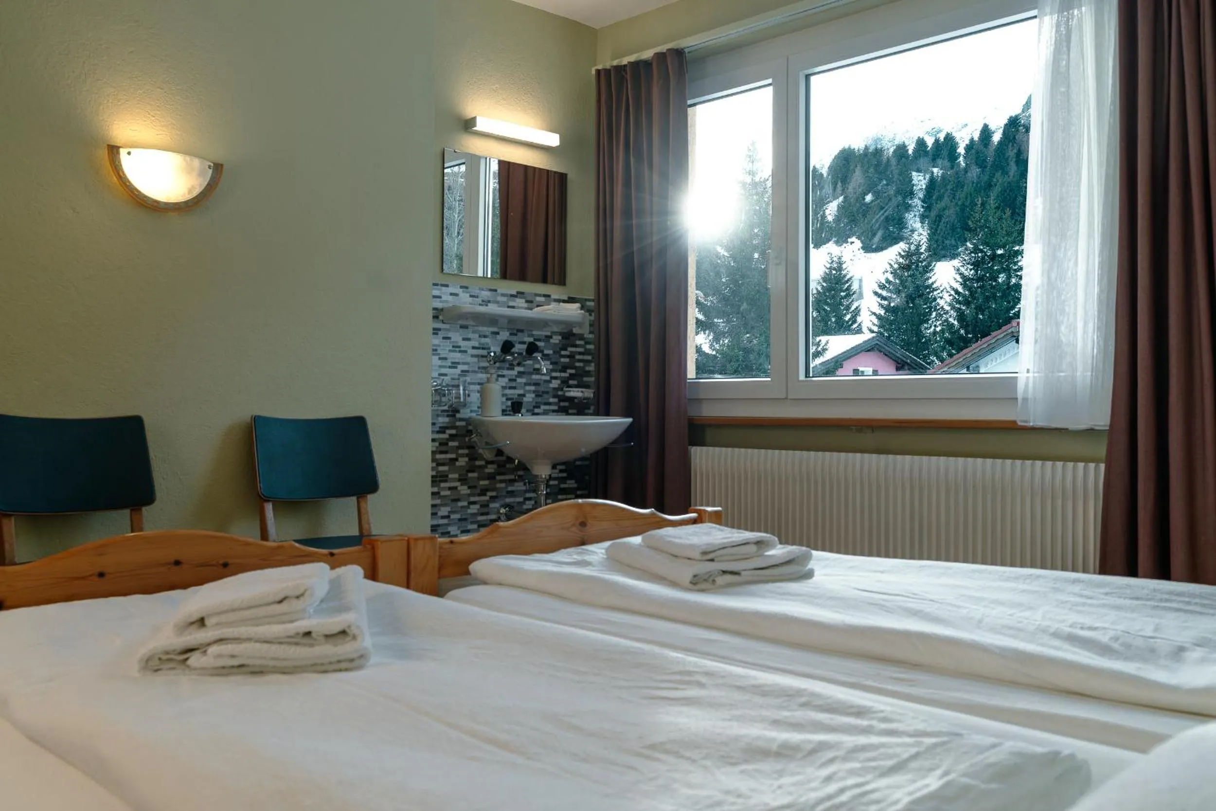 Bed in Hotel Guidon Zimmer