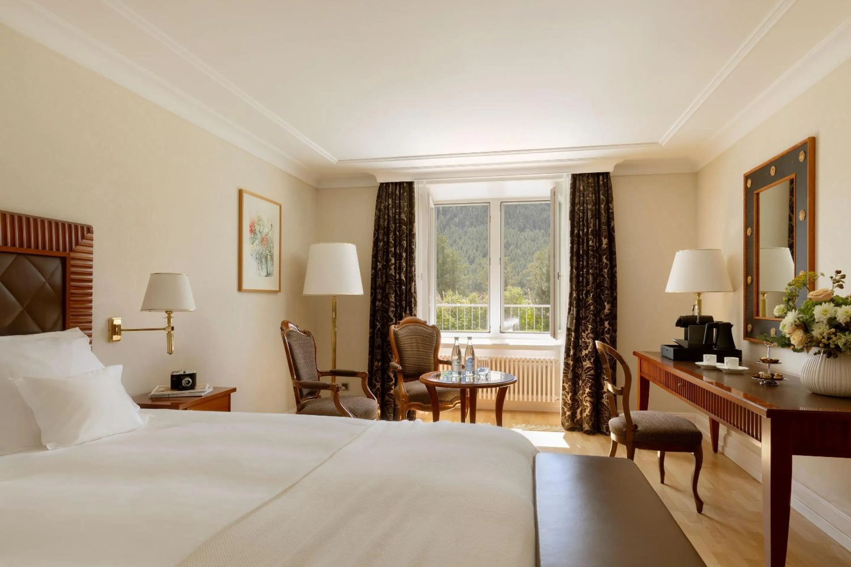 View (from property/room), Bed in Grand Hotel Kronenhof