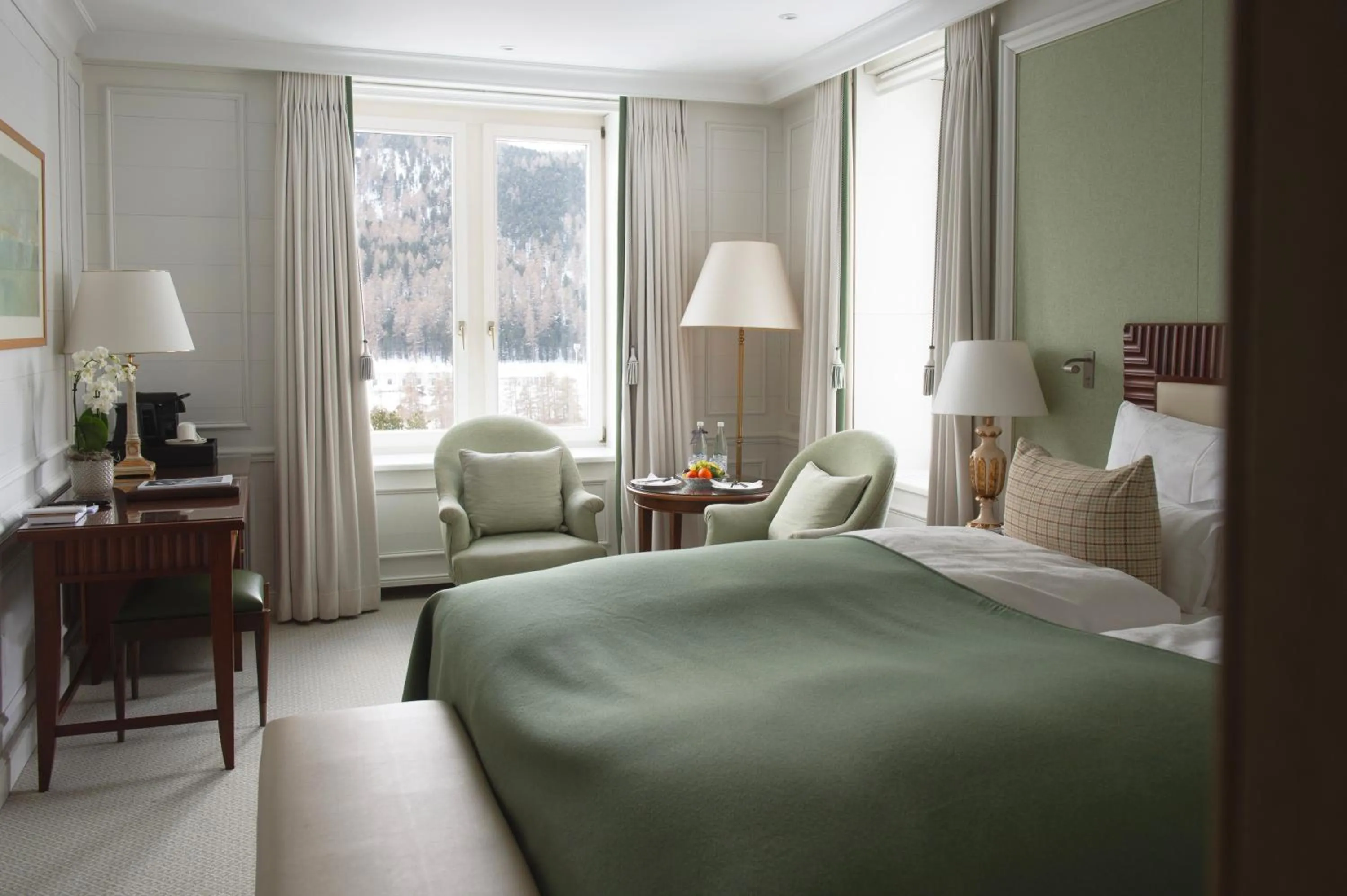Bed in Grand Hotel Kronenhof
