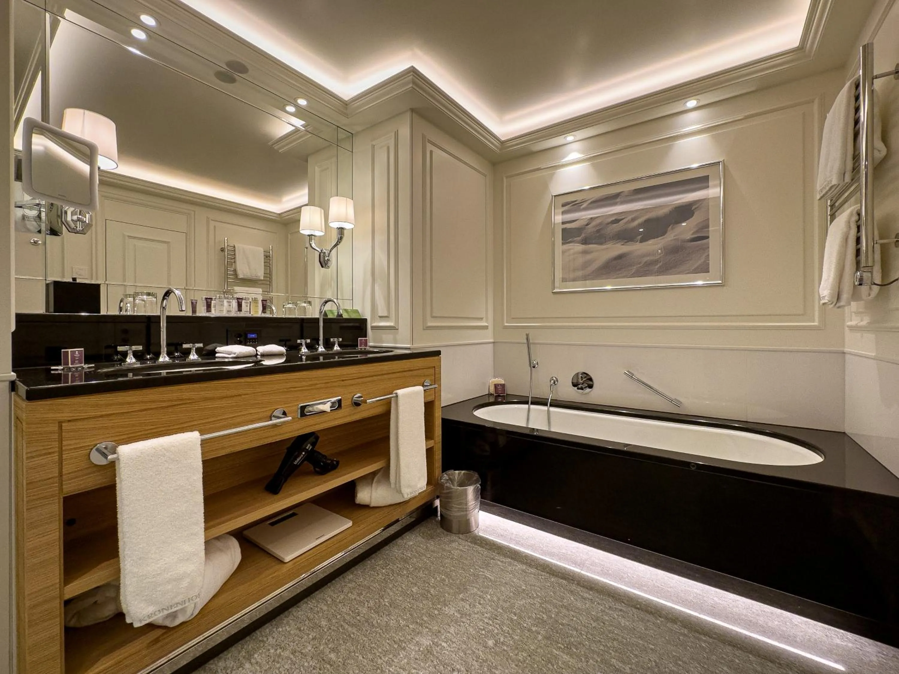 Bathroom in Grand Hotel Kronenhof
