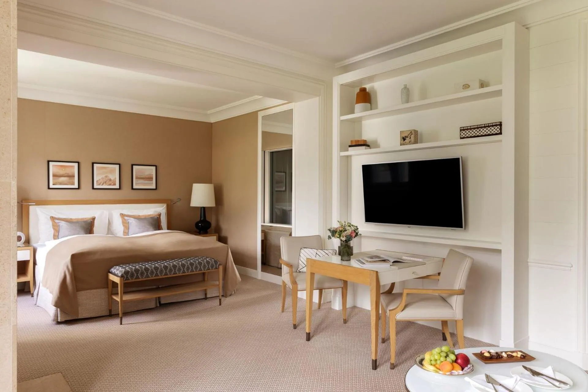 Bedroom, Bed in Grand Hotel Kronenhof