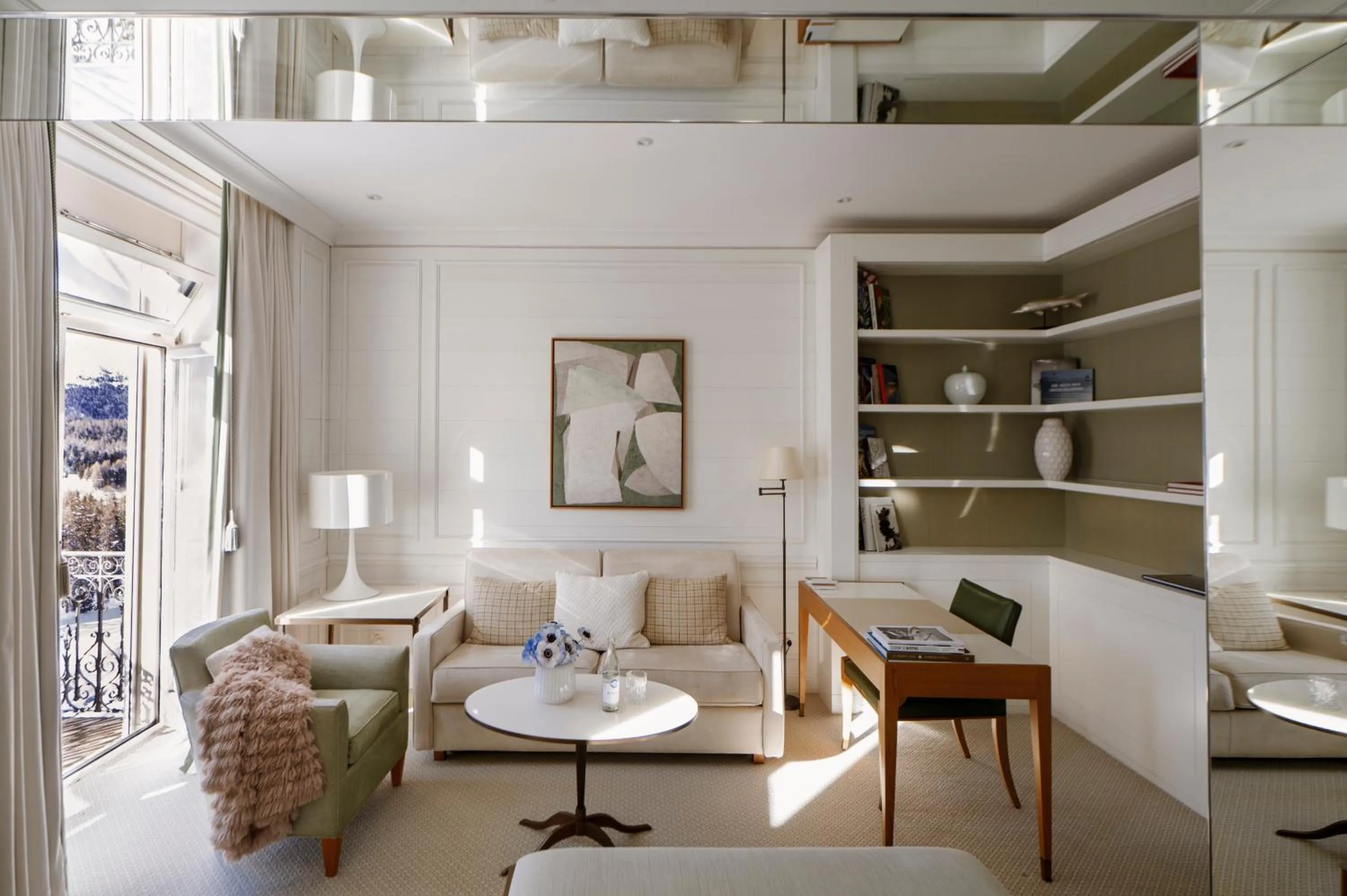 Seating area in Grand Hotel Kronenhof