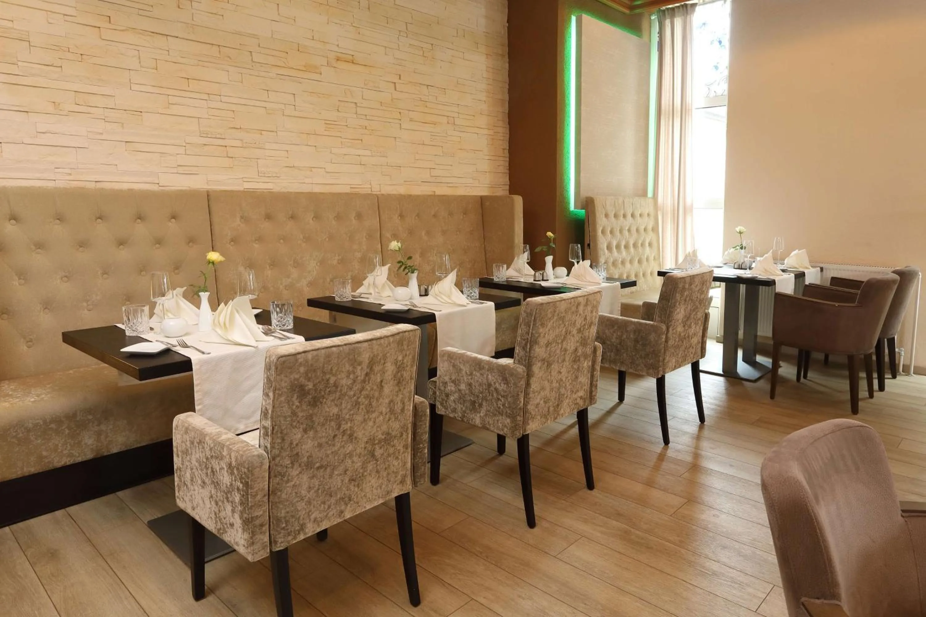 Restaurant/places to eat in Best Western Hotel Rosenau