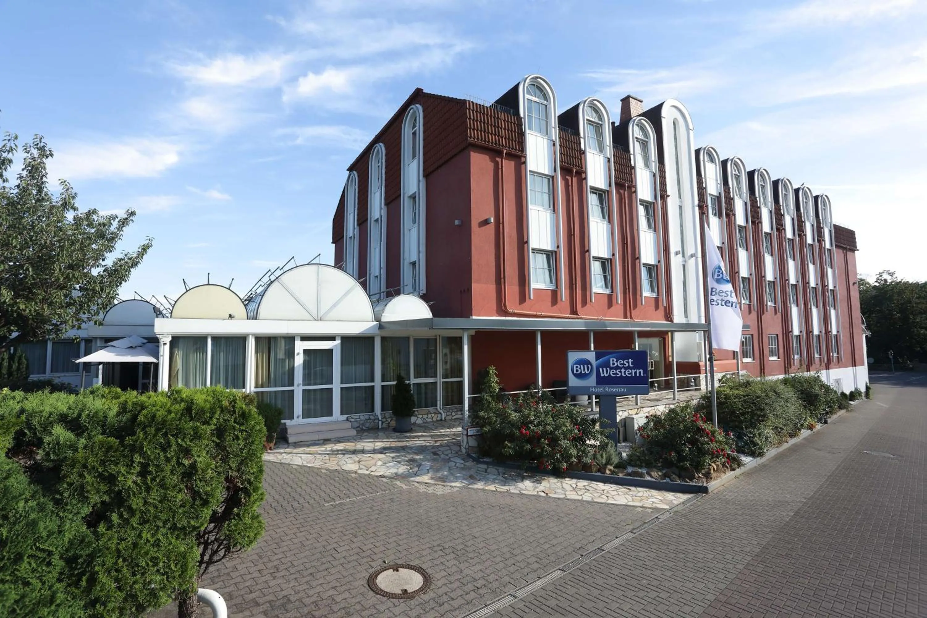 Property building in Best Western Hotel Rosenau