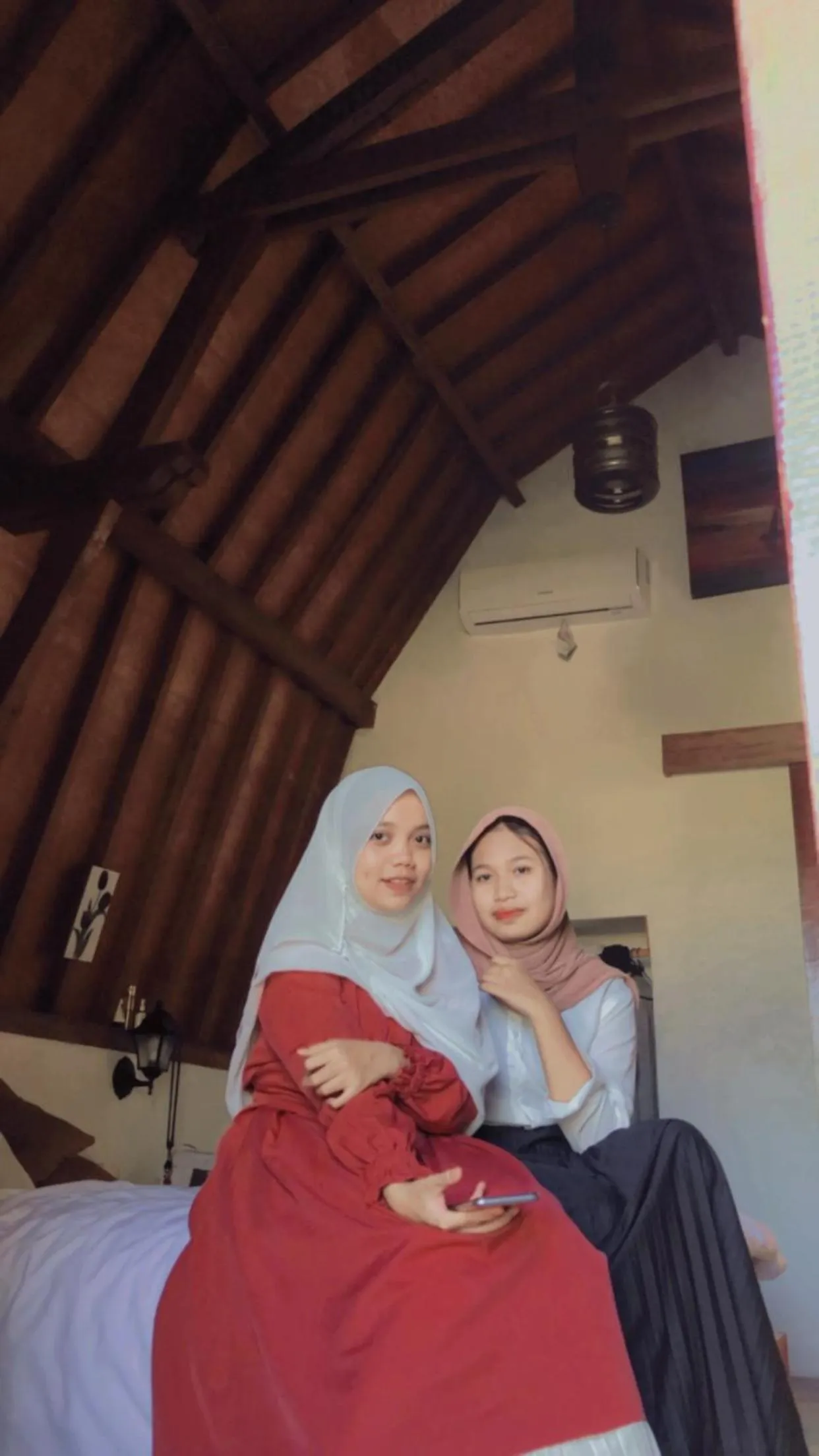 Lounge or bar, Bed in Tropical Sunday Bungalow - Surf And Stay